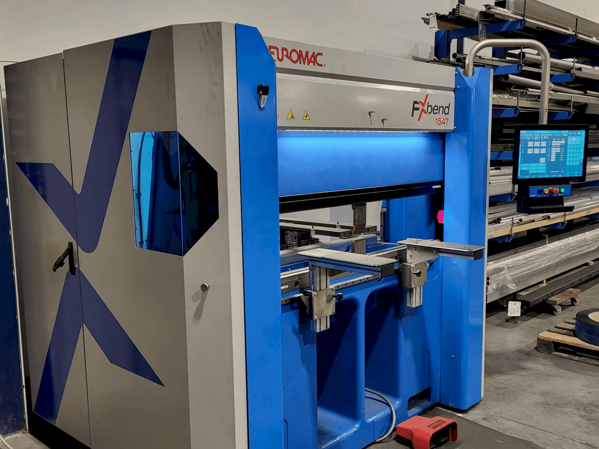 Euromac FXbend 1547 Mašinos vaizdas iš priekio