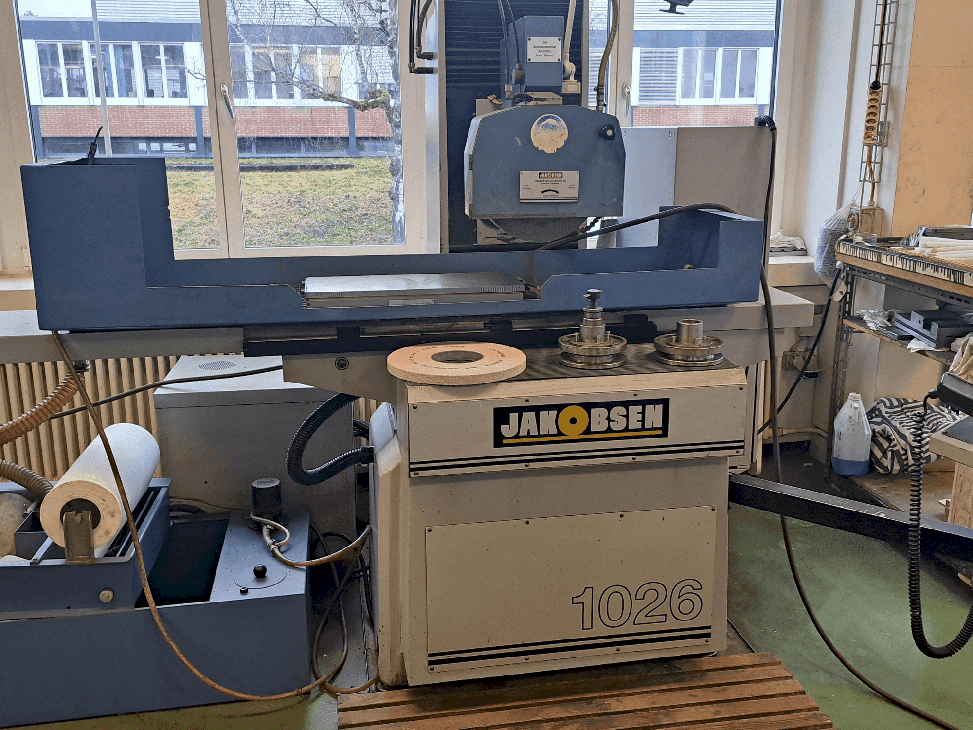 JAKOBSEN AC-1026 Mašinos vaizdas iš priekio