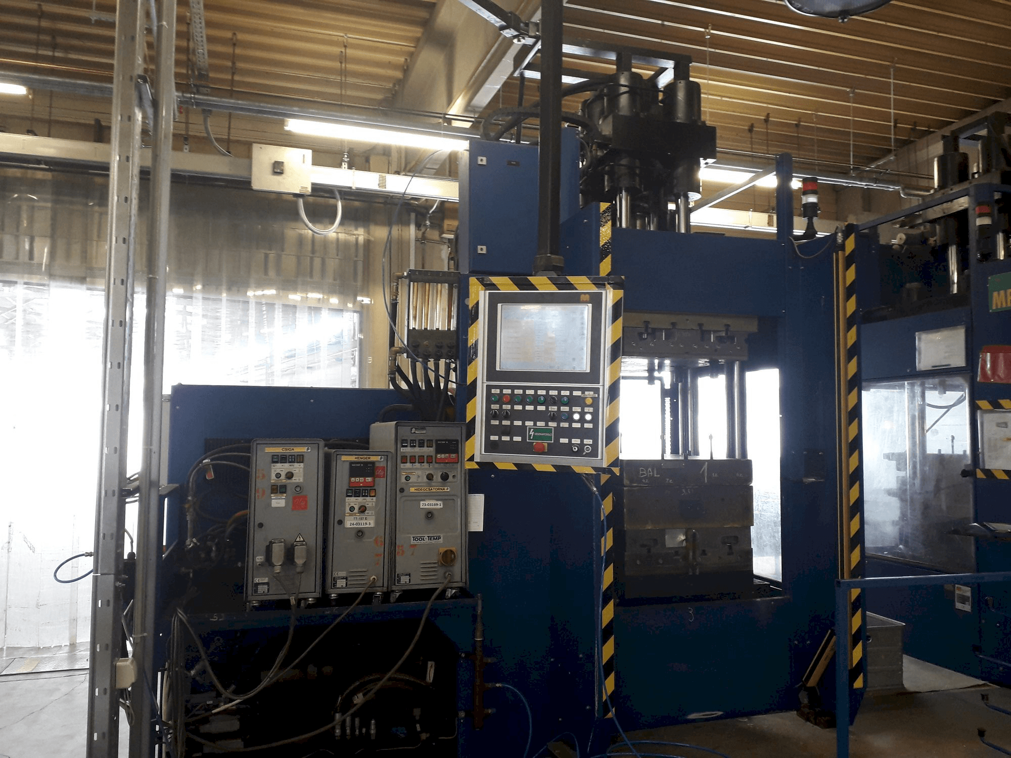 MAPLAN MTF2000/250 Mašinos vaizdas iš priekio