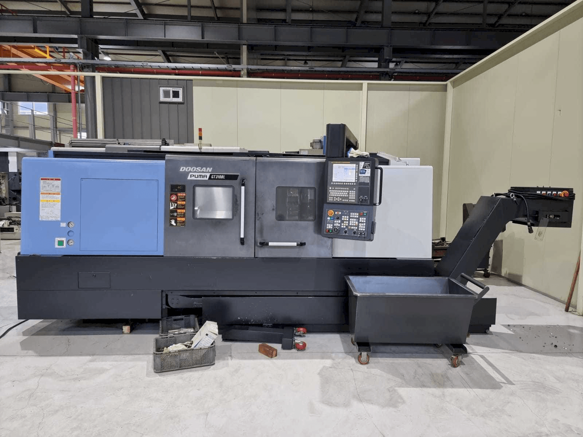 Doosan PUMA GT3100L Mašinos vaizdas iš priekio
