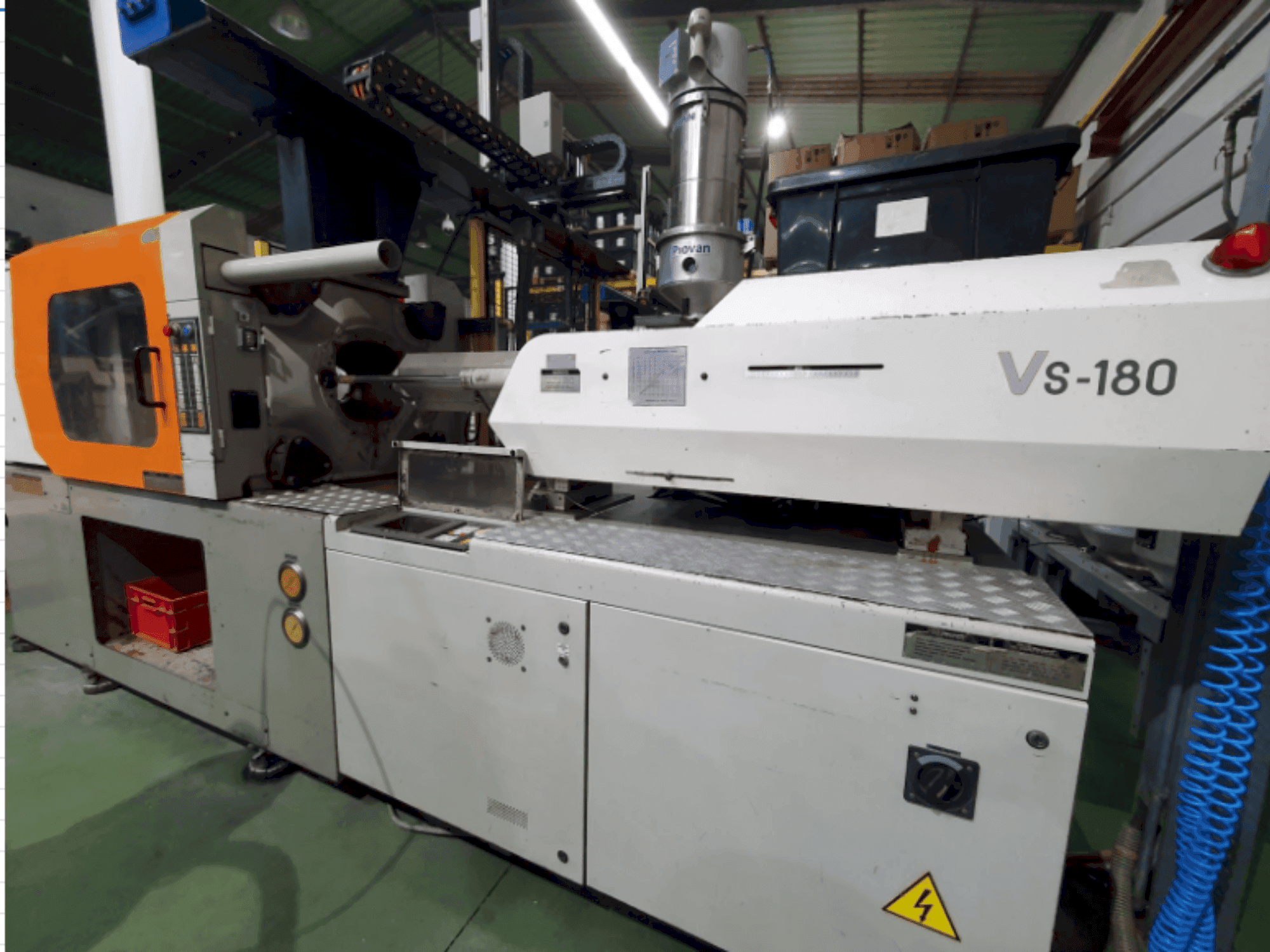 Victor VS180 Mašinos vaizdas iš priekio