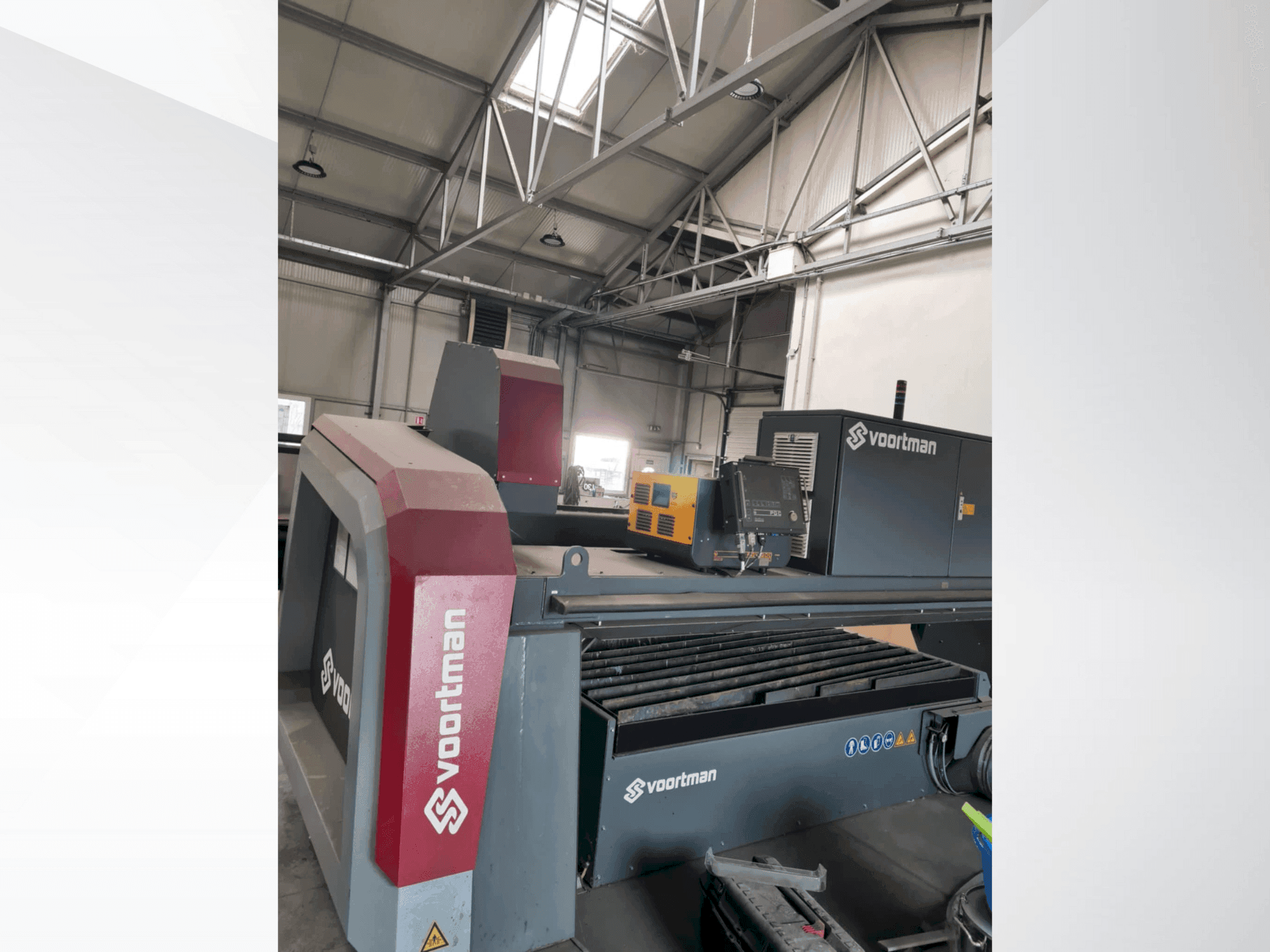 VOORTMAN V304 Mašinos vaizdas iš priekio