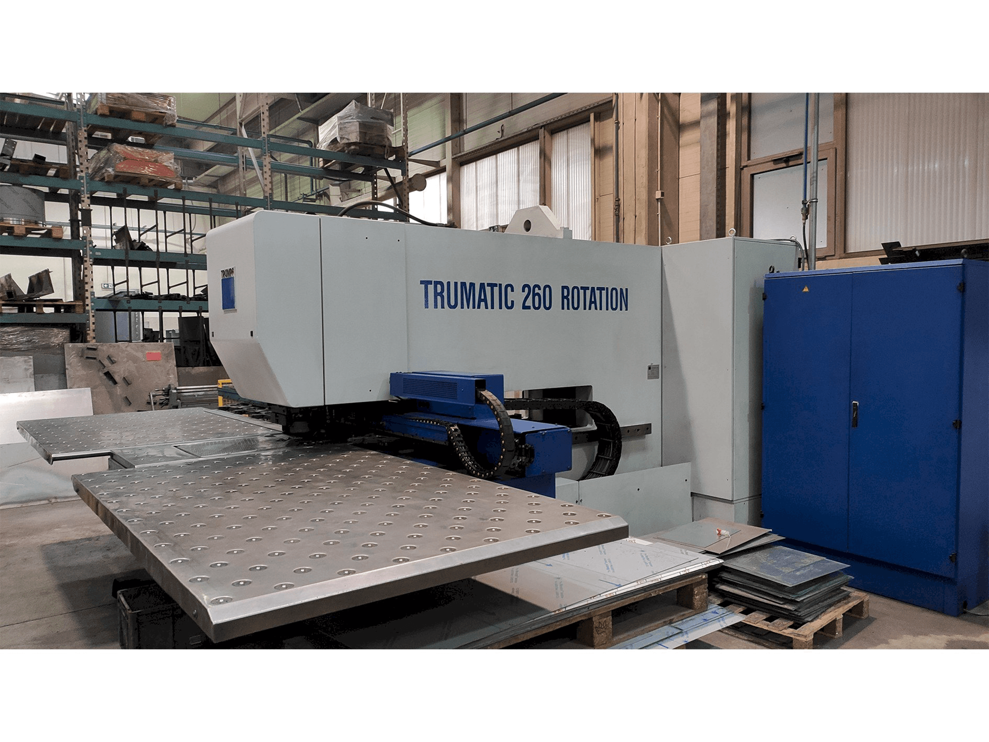 Trumpf TC260R Mašinos vaizdas iš priekio