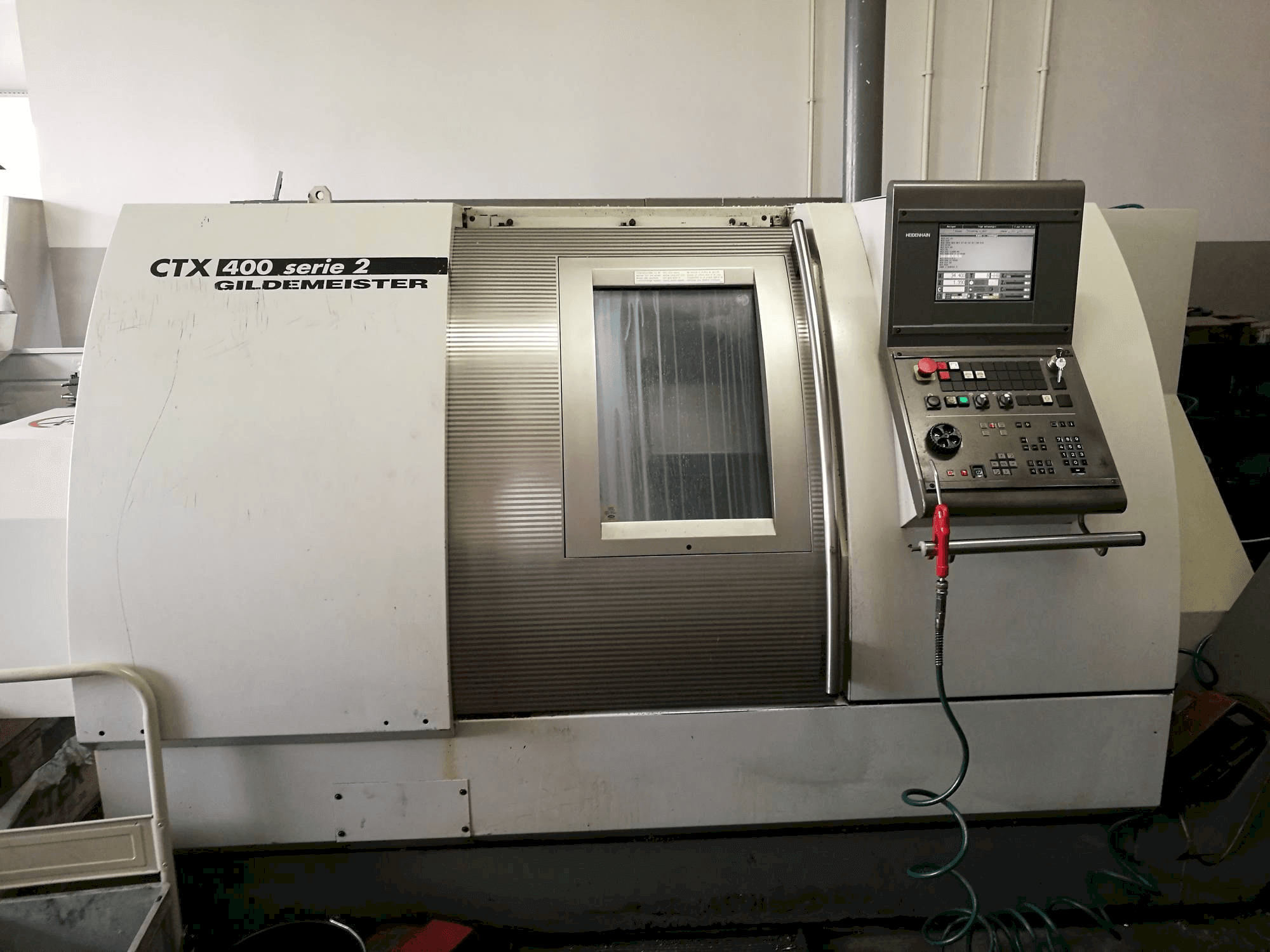 Gildemeister CTX 400 S2 Mašinos vaizdas iš priekio