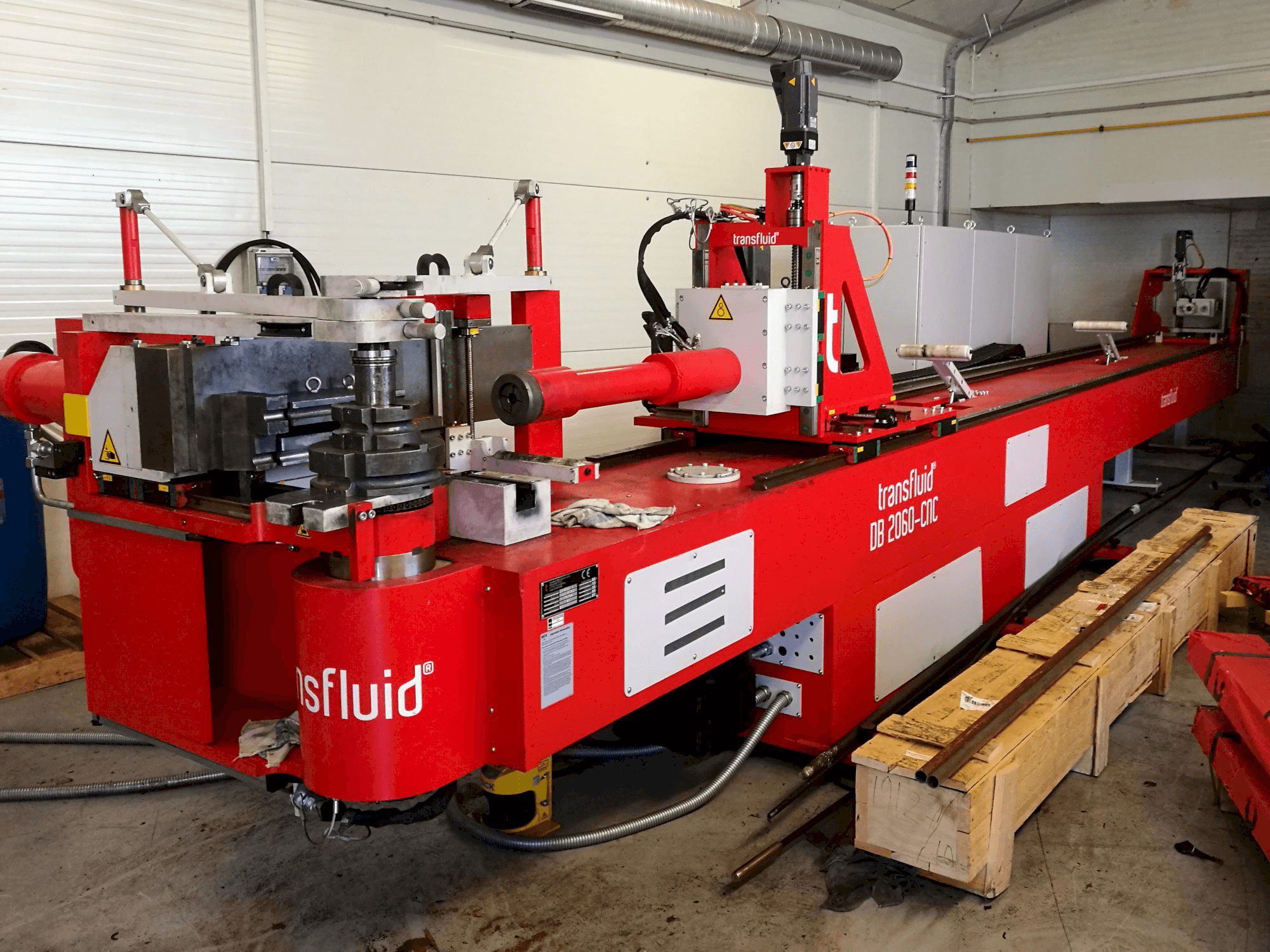 Transfluid DB 2060 Mašinos dešinės pusės vaizdas