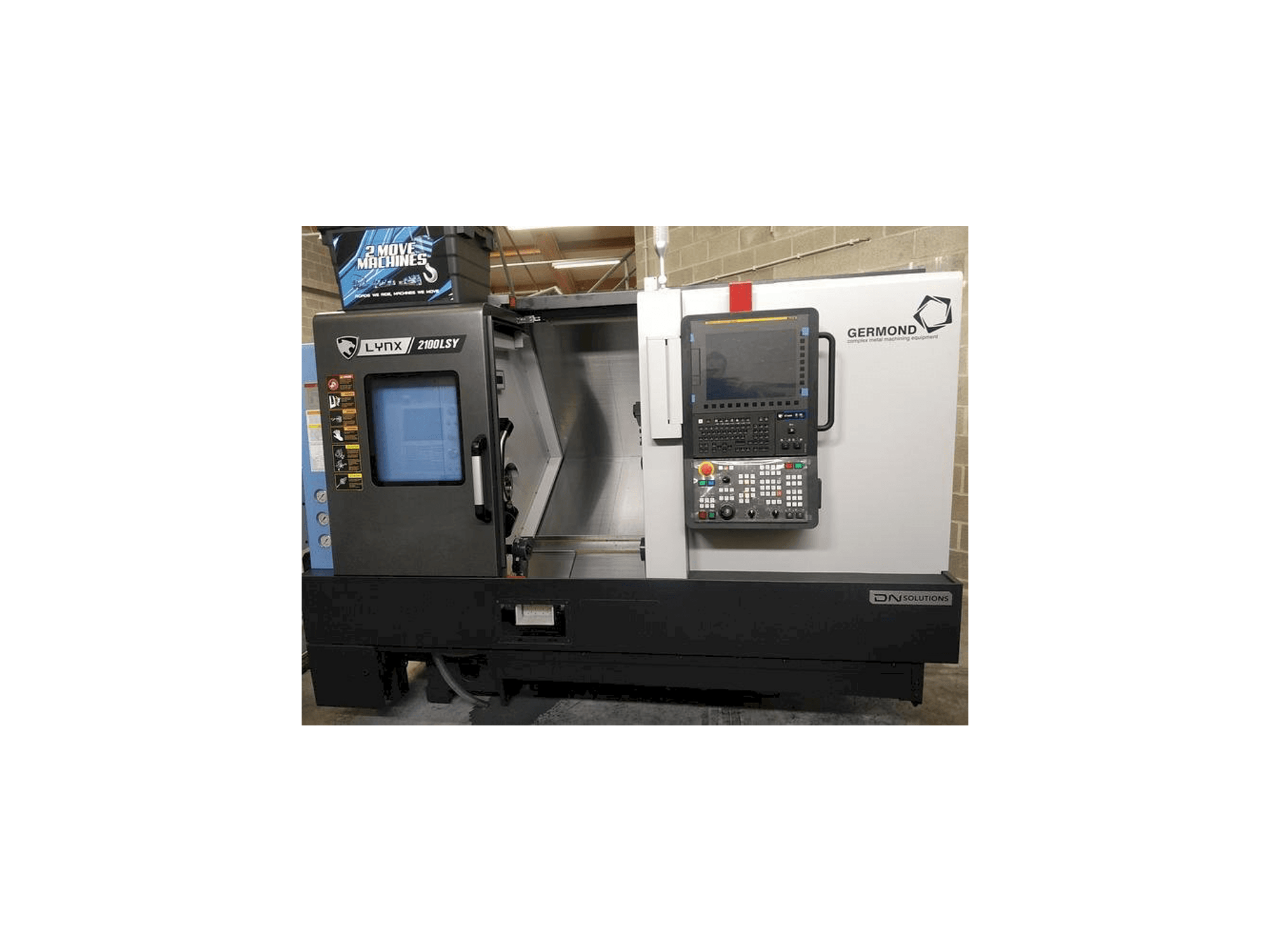 DN SOLUTIONS LYNX 2100 LSYB Mašinos vaizdas iš priekio