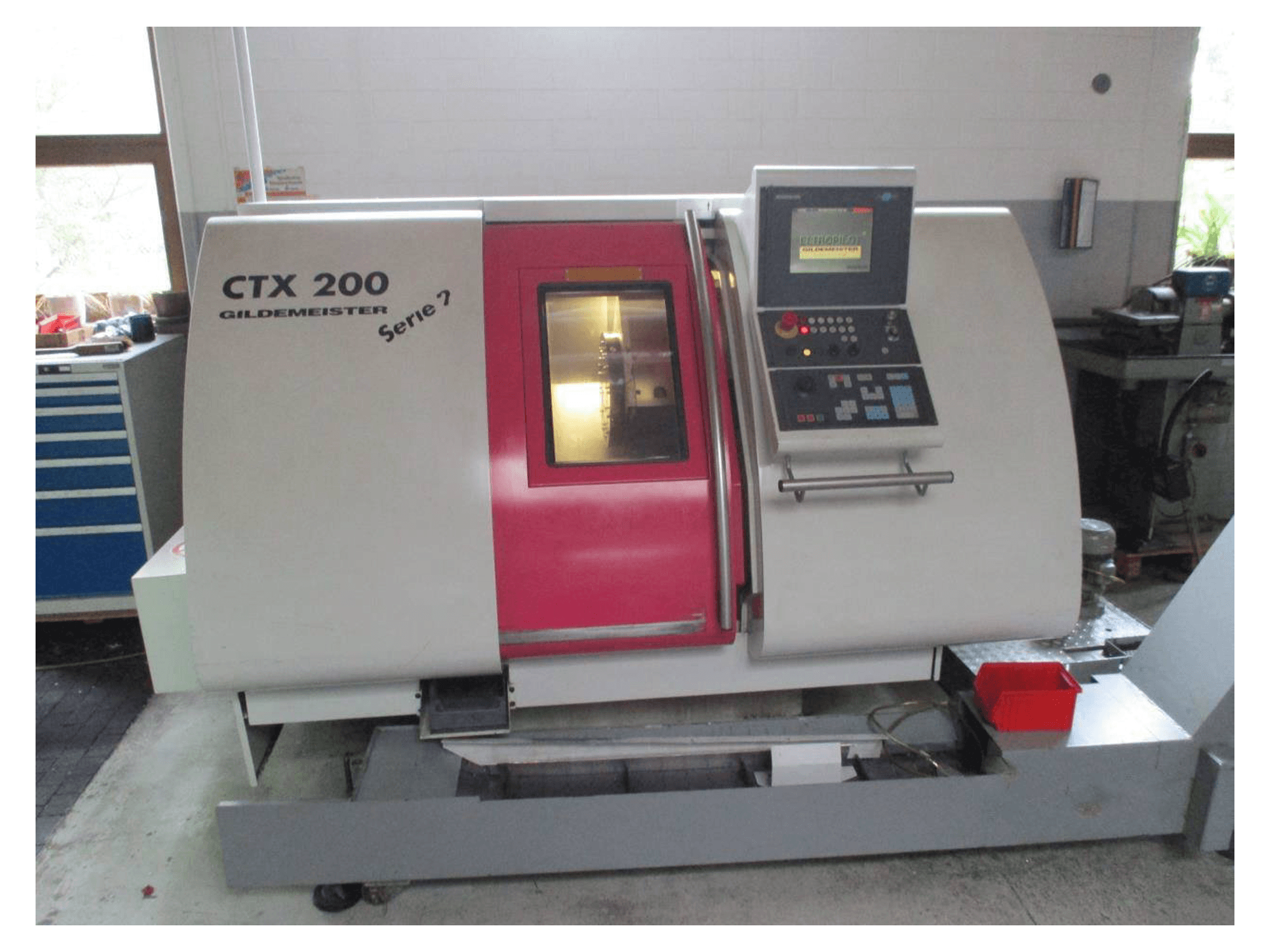 Gildemeister CTX 200 Mašinos vaizdas iš priekio