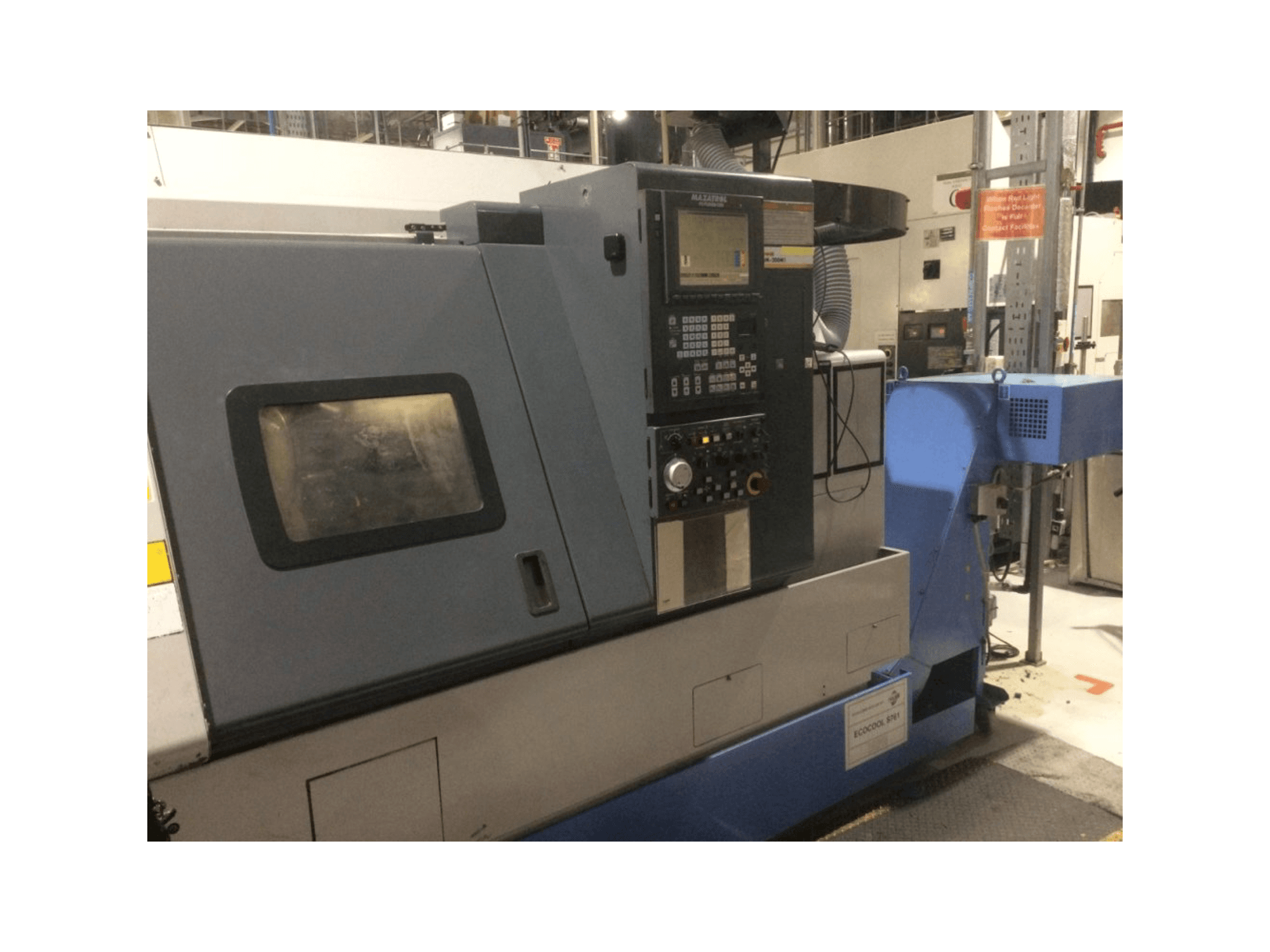 Mazak Super Quick Turn 200M Mašinos vaizdas iš kairės pusės