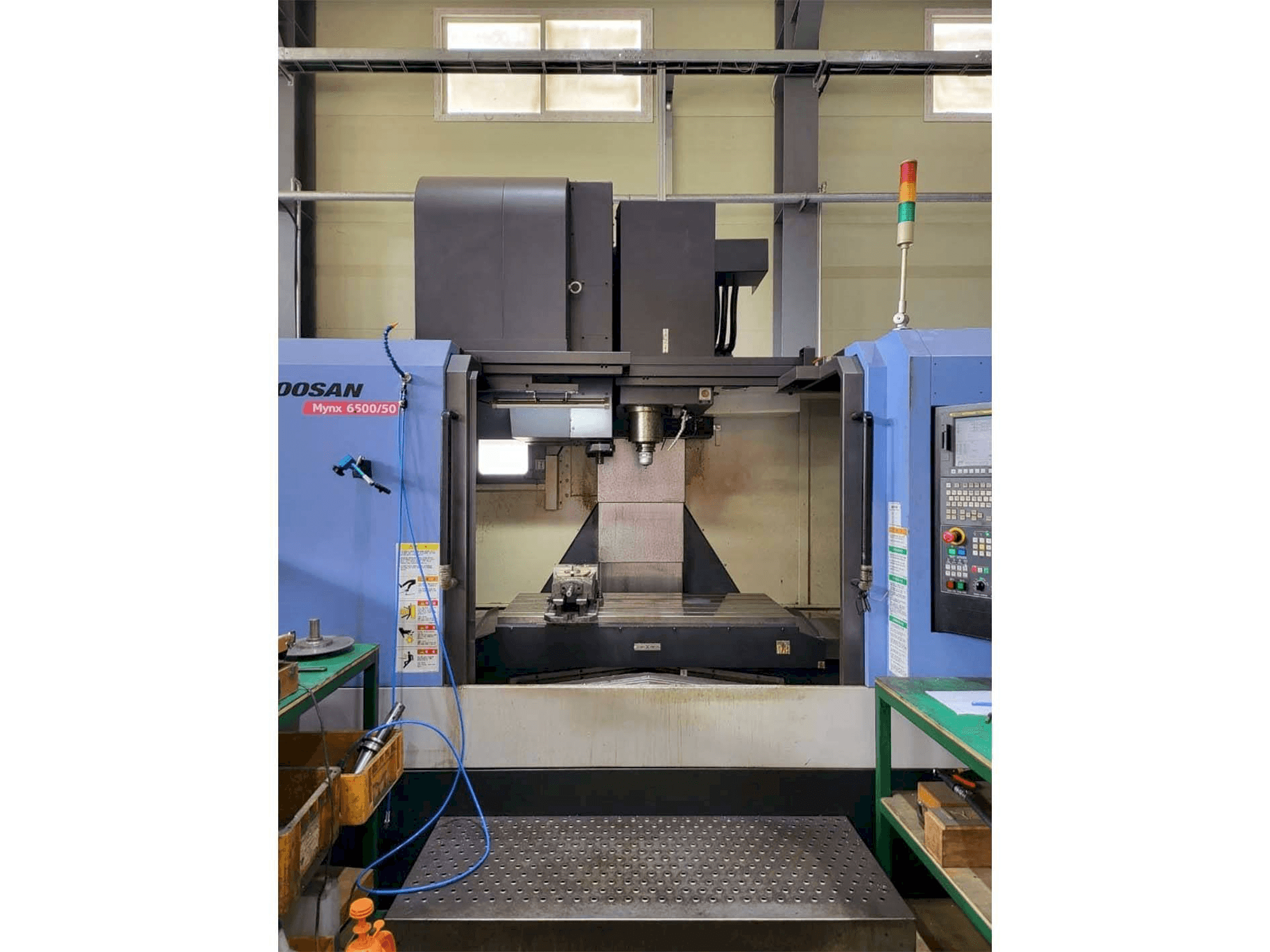 Doosan MYNX 6500/50 Mašinos vaizdas iš priekio