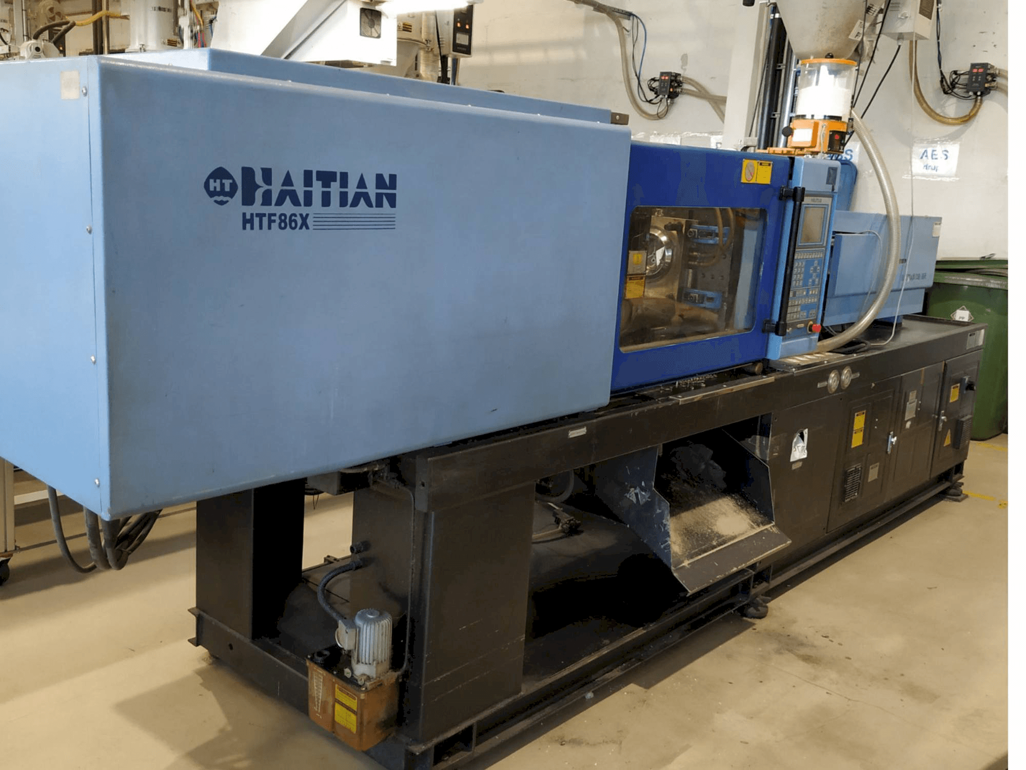 HAITIAN HTF86X Mašinos vaizdas iš kairės pusės