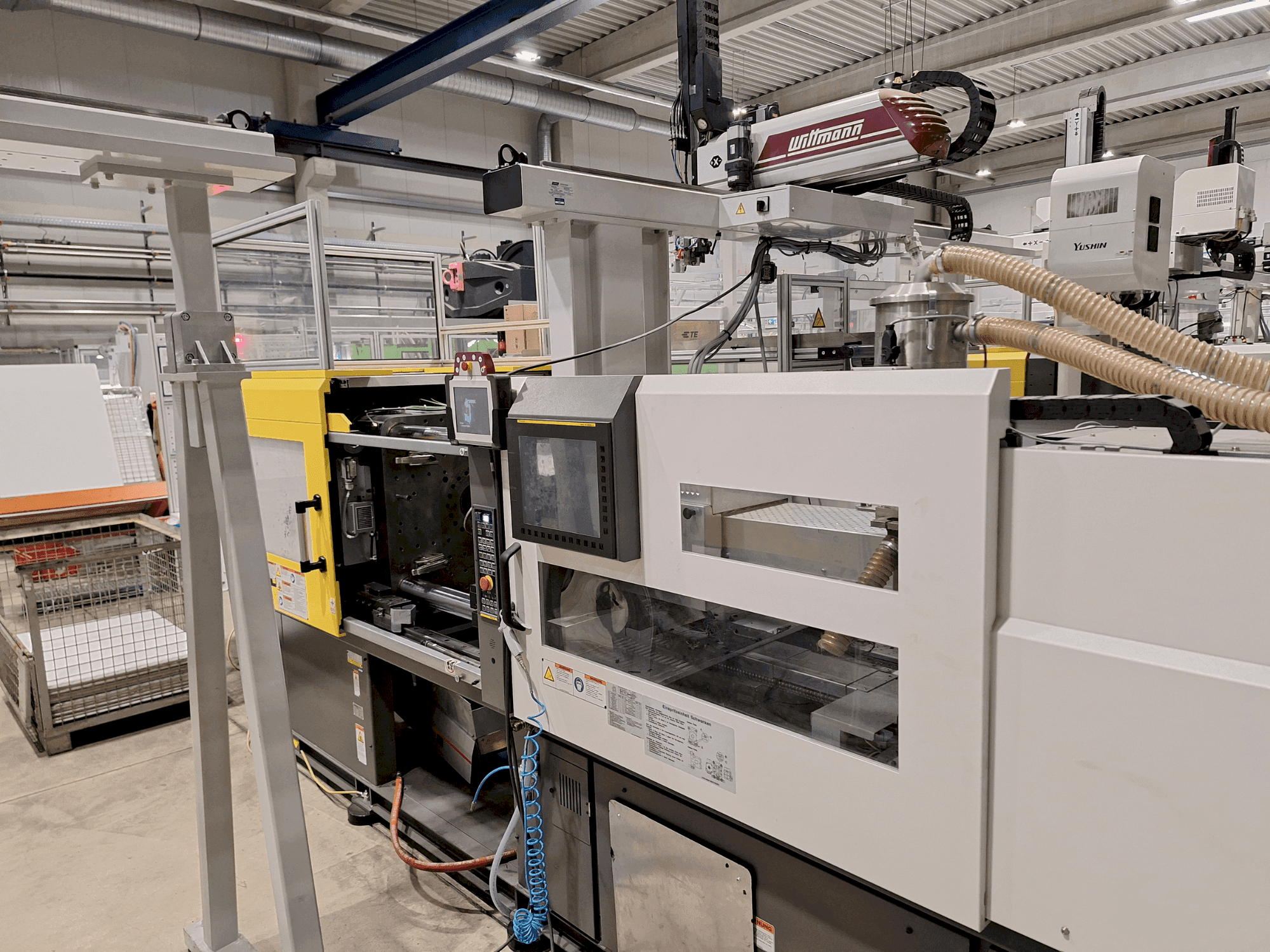 FANUC ROBOSHOT S150iA (2021) Mašinos vaizdas iš priekio