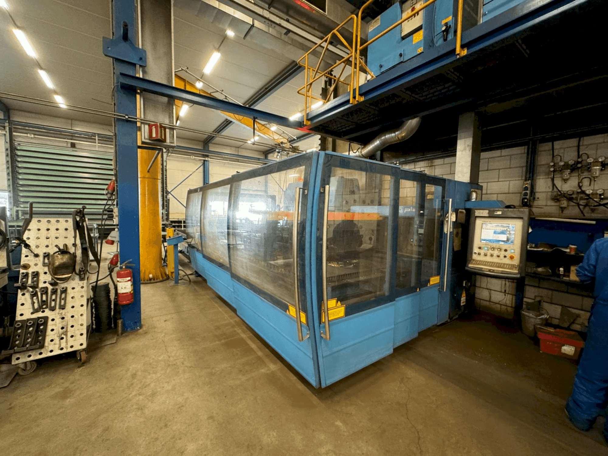 Prima Power Platino 1530HS 3kW CO2 Mašinos vaizdas iš priekio