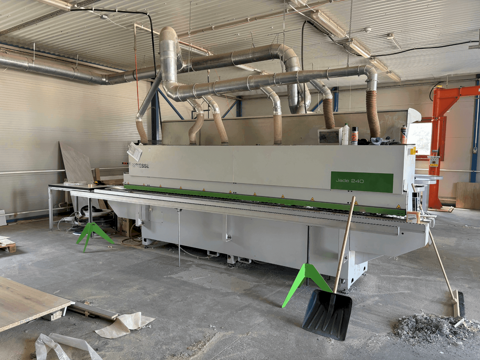 BIESSE Jade 240 Mašinos vaizdas iš priekio