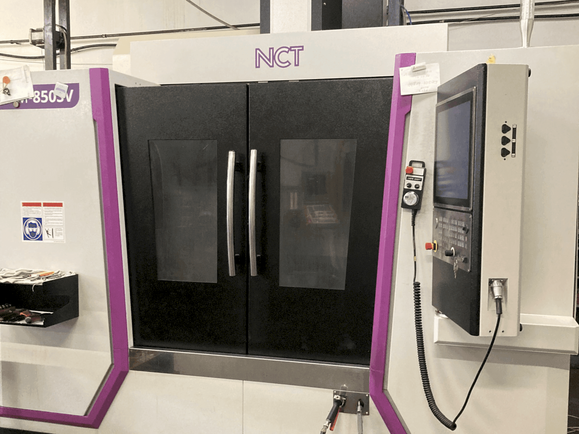 NCT MM-850SV Mašinos vaizdas iš priekio