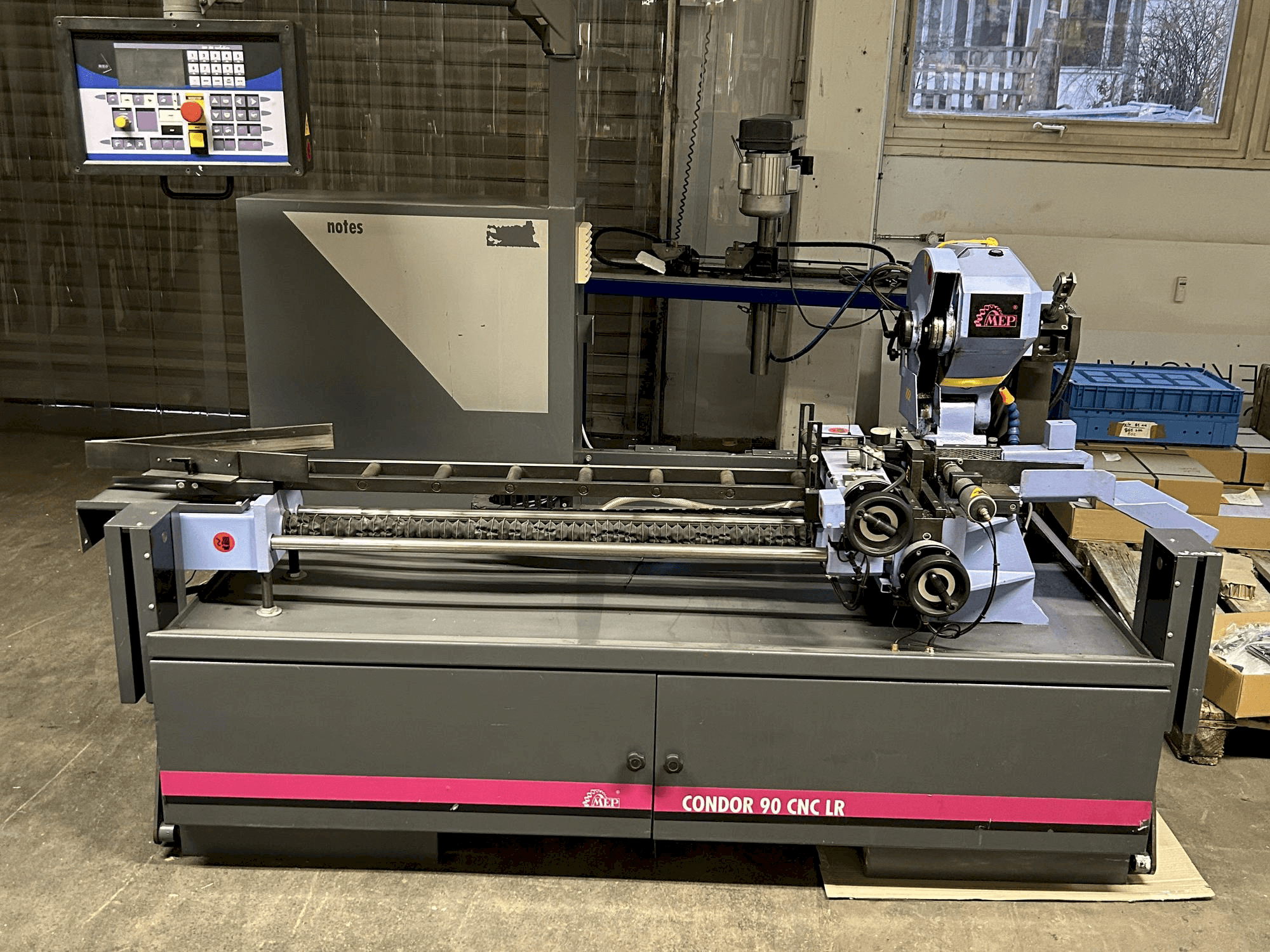 MEP Condor 90 CNC LR Mašinos vaizdas iš priekio