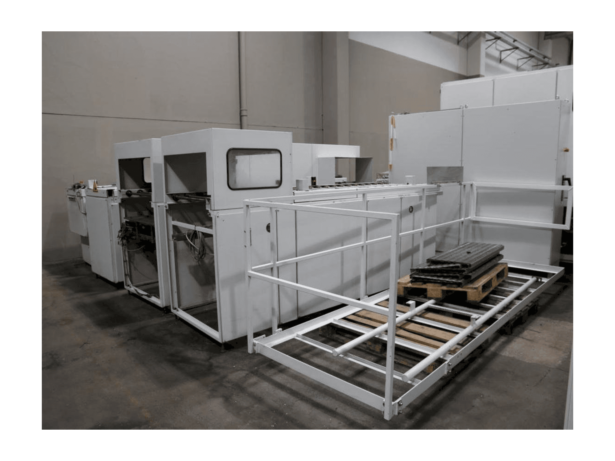 REINIGUNGS / WASCHANLAGE RUT 067-048-030-04 Mašinos vaizdas iš priekio