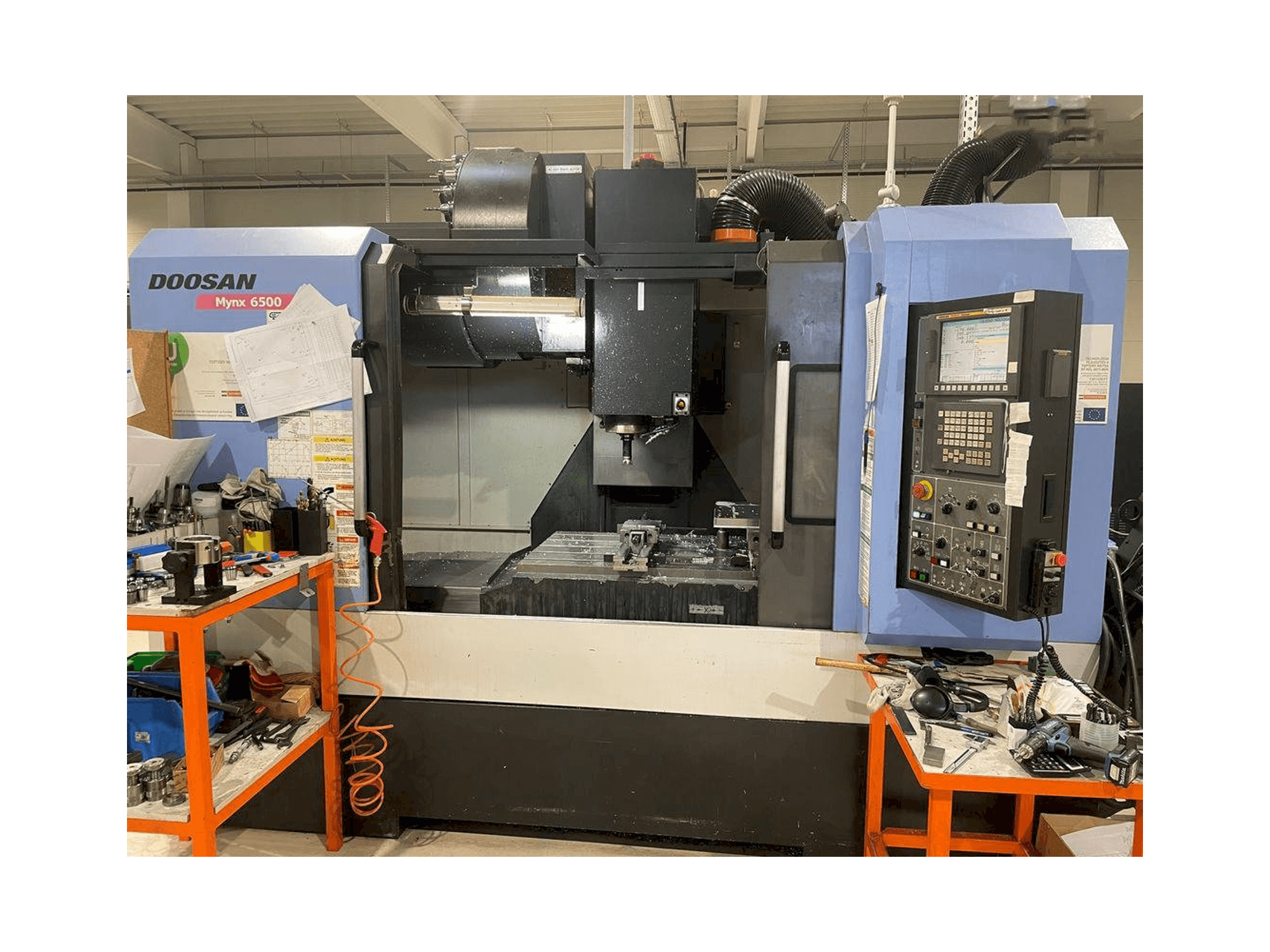 Doosan MYNX DNM 6500 Mašinos vaizdas iš priekio
