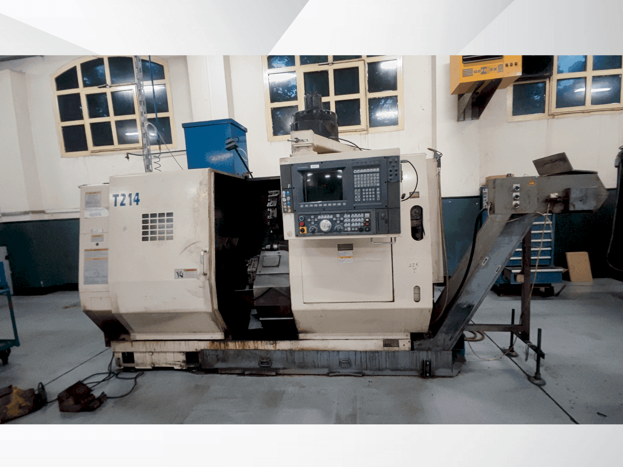 Okuma LU 15 Mašinos vaizdas iš priekio