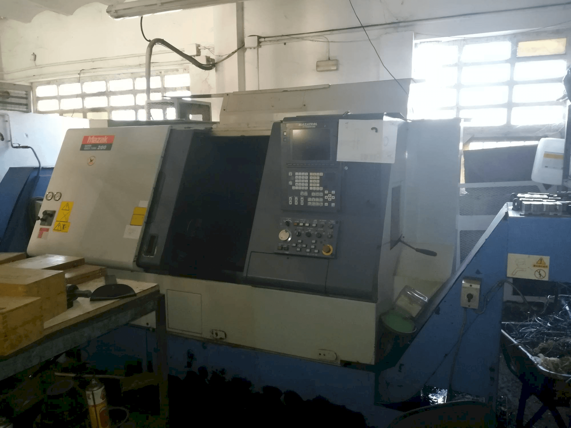Mazak Super Quick Turn 200 Mašinos vaizdas iš priekio