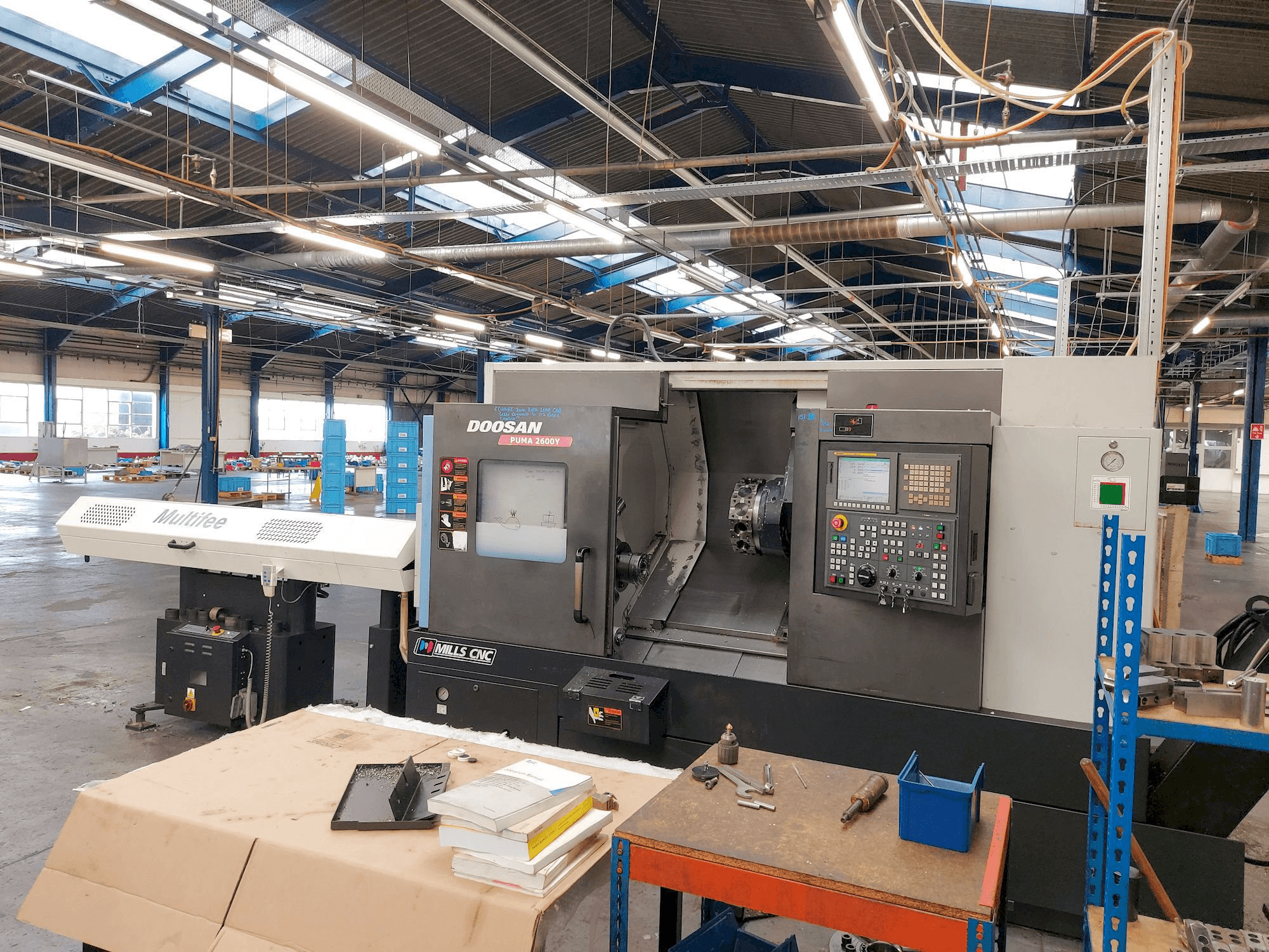 Doosan Puma 2600Y Mašinos vaizdas iš priekio