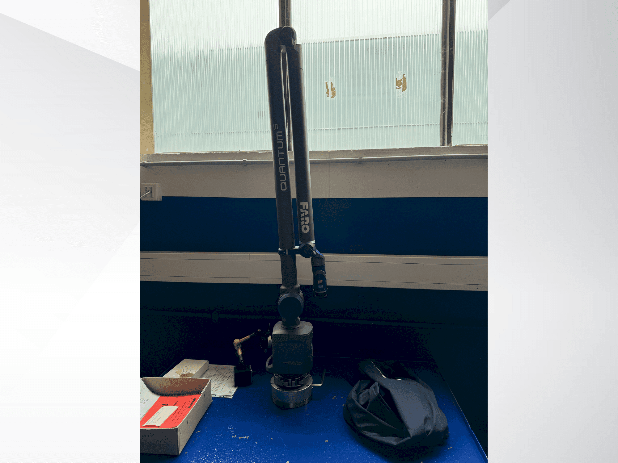 Faro 21000 Mašinos vaizdas iš priekio