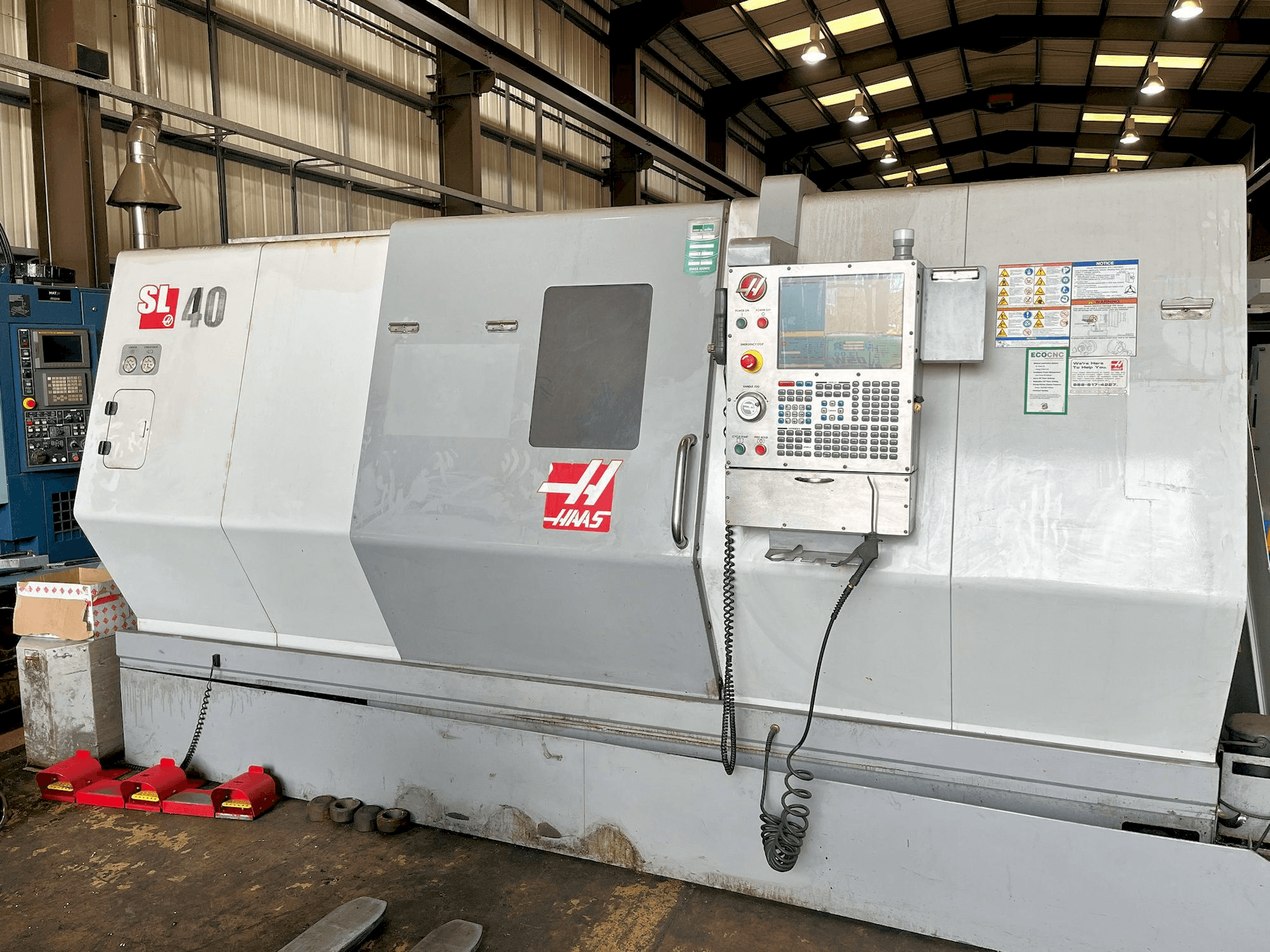 HAAS SL-40 Mašinos vaizdas iš priekio