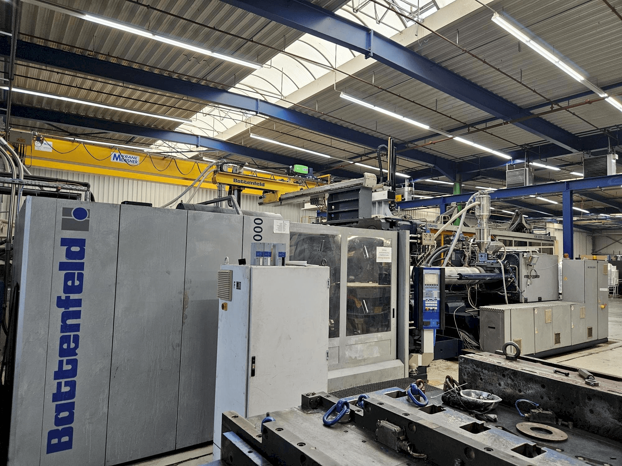 Battenfeld HM 10000 Mašinos vaizdas iš priekio