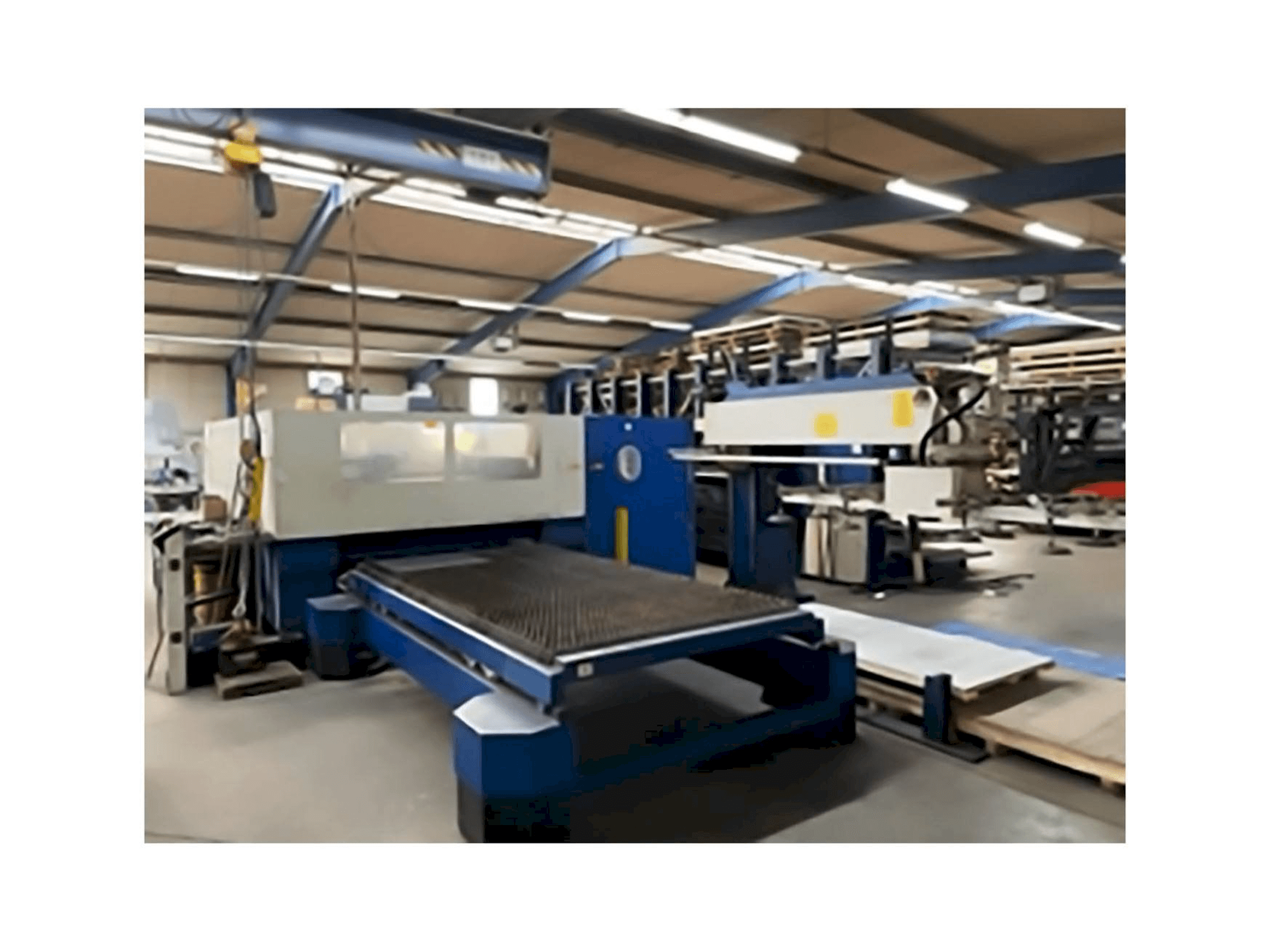 Trumpf Trumatic L 3030 Mašinos vaizdas iš priekio