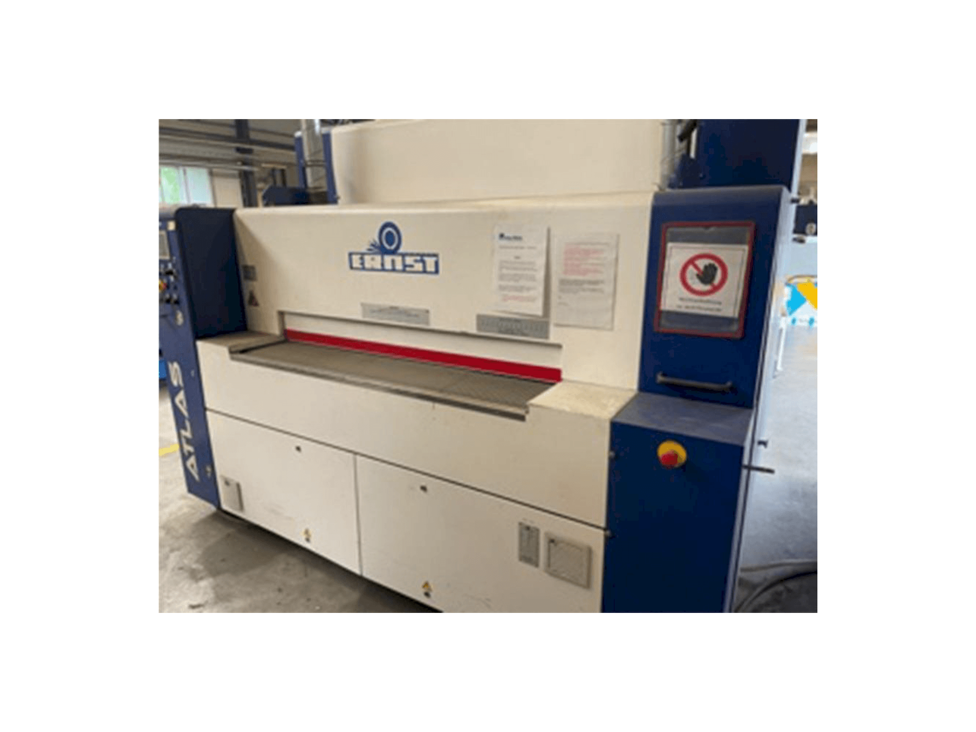 ERNST ATLAS ES Mašinos vaizdas iš priekio