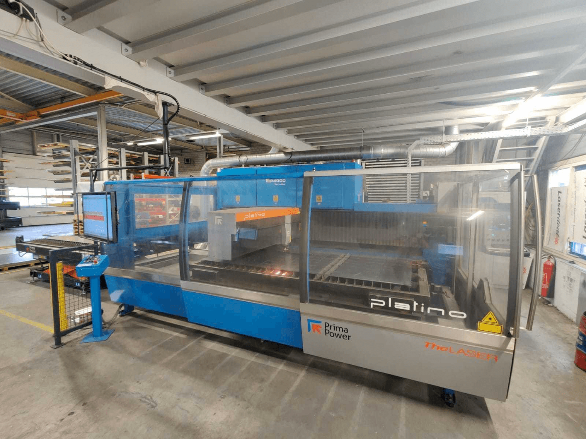 Prima Industrie Platino 1530 Mašinos vaizdas iš priekio