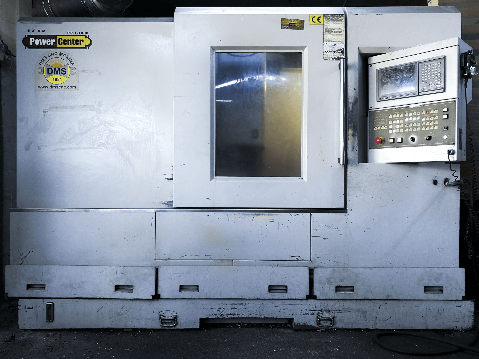 Hartford PRO1000S Mašinos vaizdas iš priekio