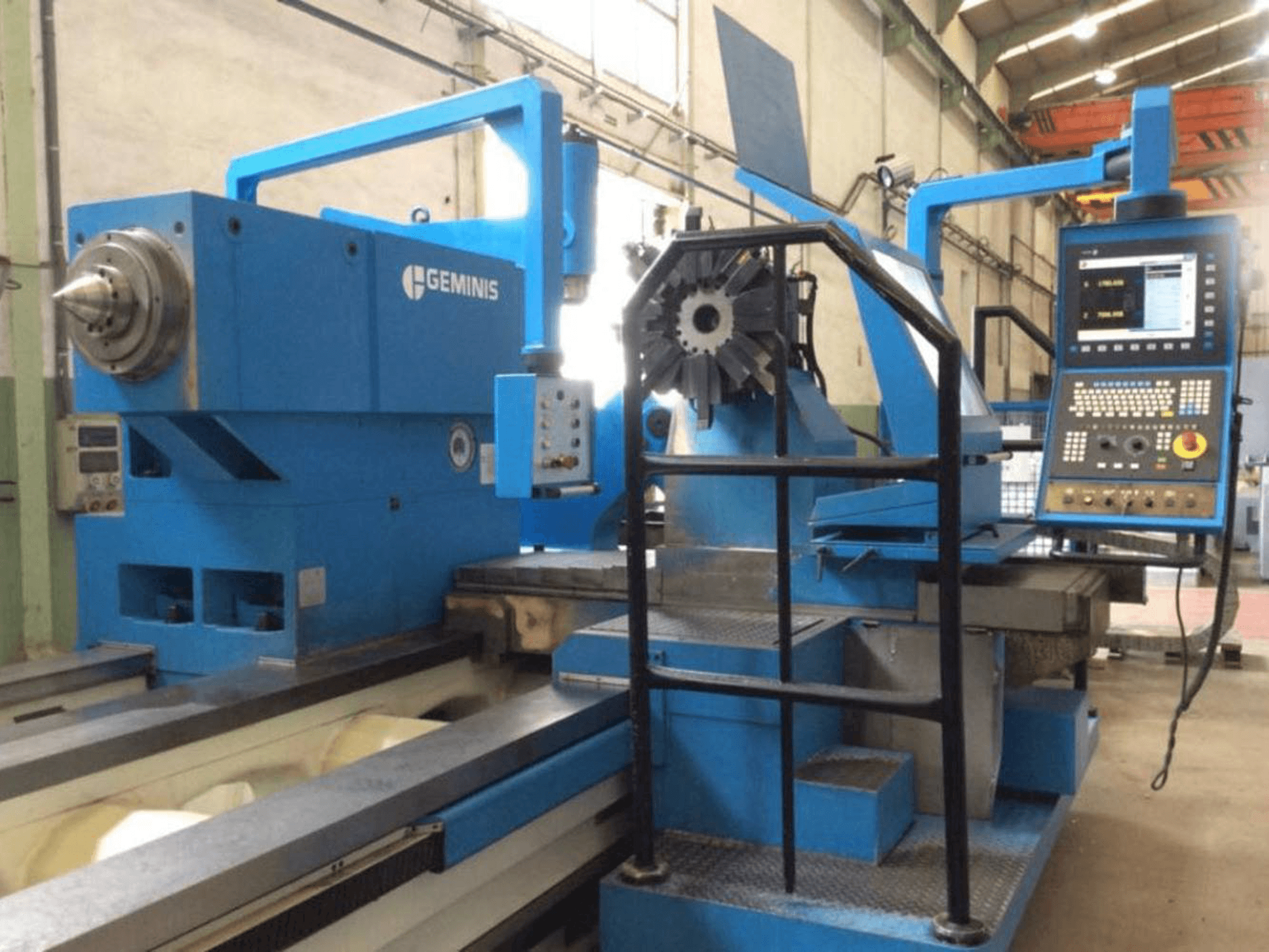 Geminis GHT 11 G4 2200x8000 Mašinos vaizdas iš priekio
