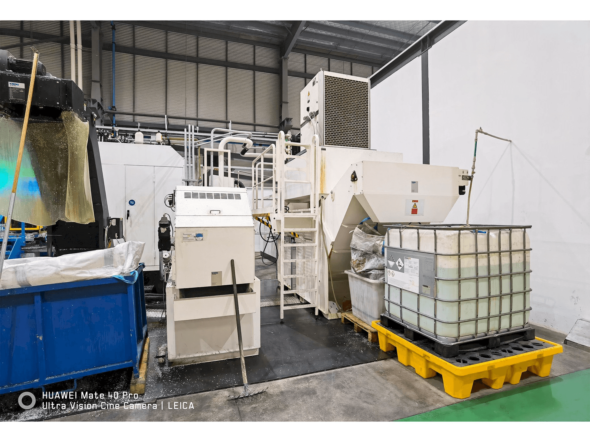 GNUTTI G359 Mašinos vaizdas iš priekio