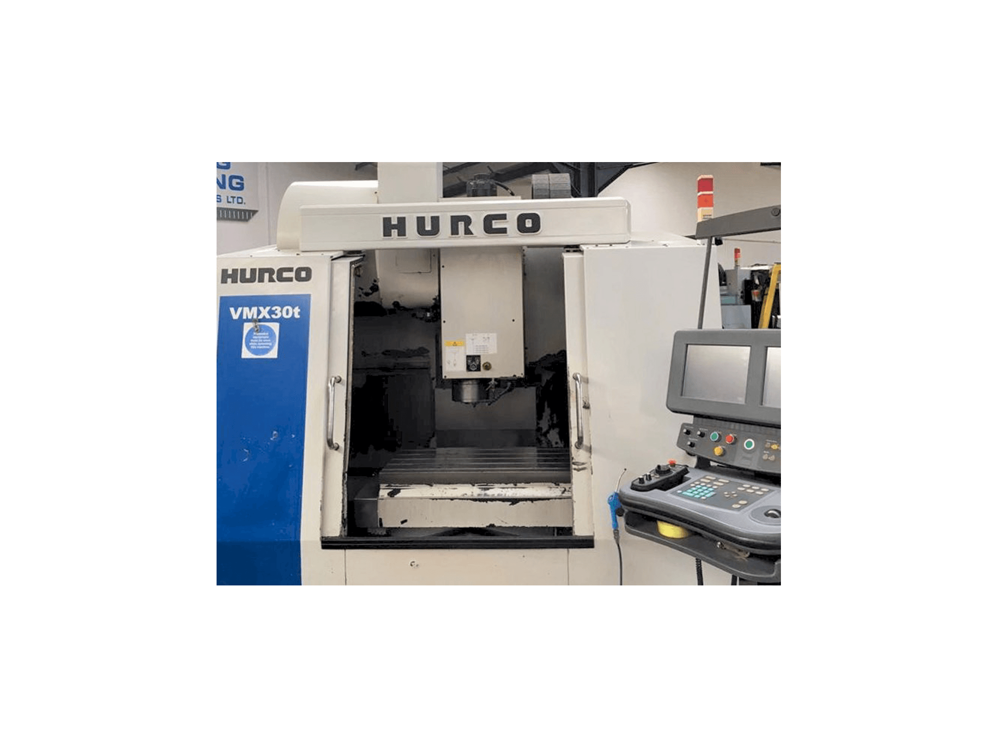 Hurco VMX 30T Mašinos vaizdas iš priekio