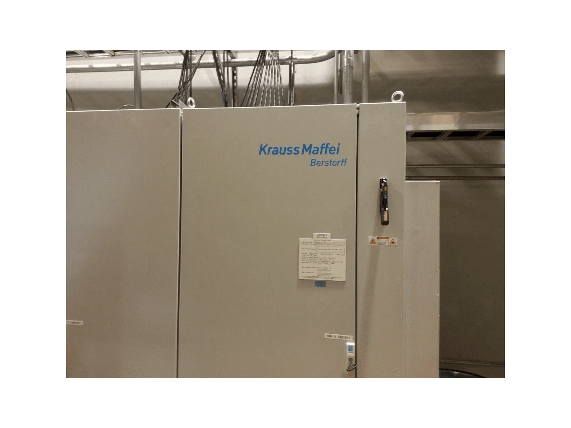 Krauss Maffei Berstorff Extrusion Line Mašinos vaizdas iš priekio