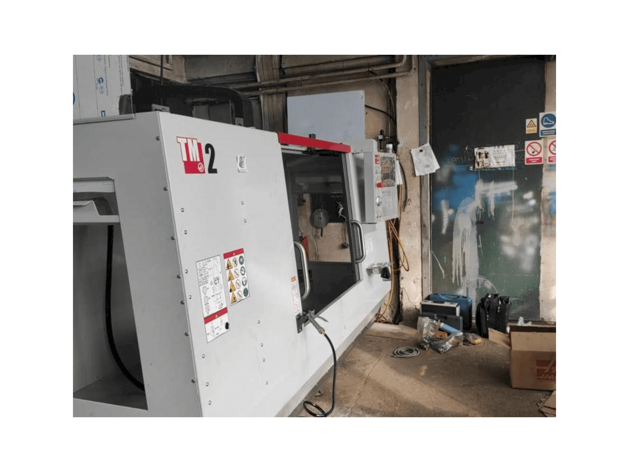 HAAS TM 2 Mašinos vaizdas iš priekio