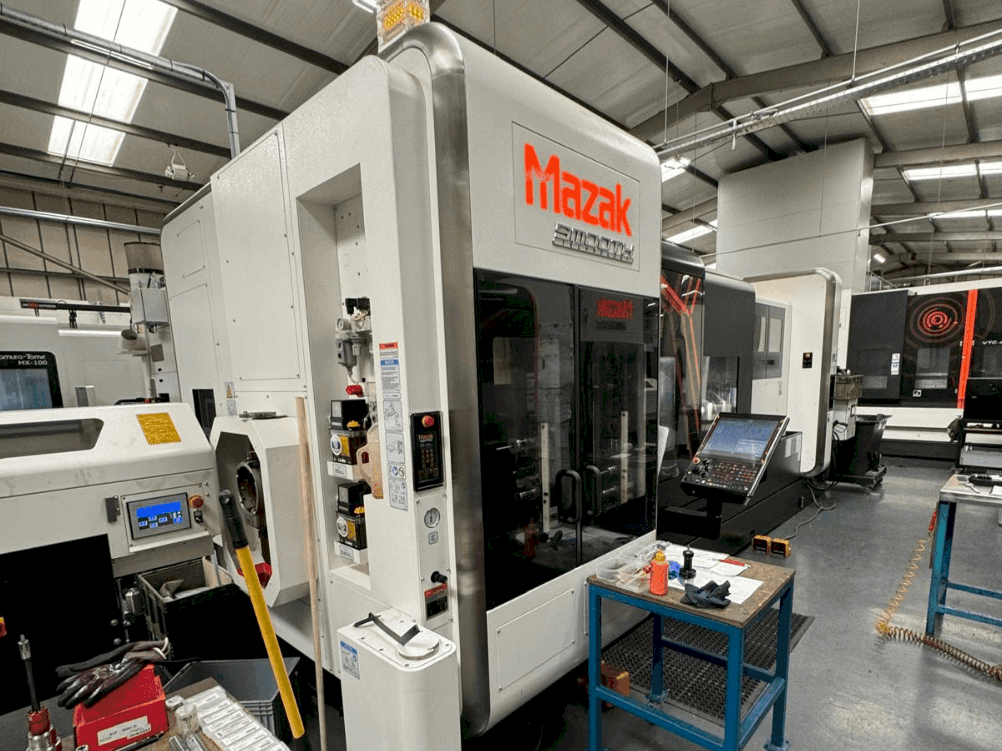 Mazak Integrex i-400S- 2500U Mašinos vaizdas iš priekio