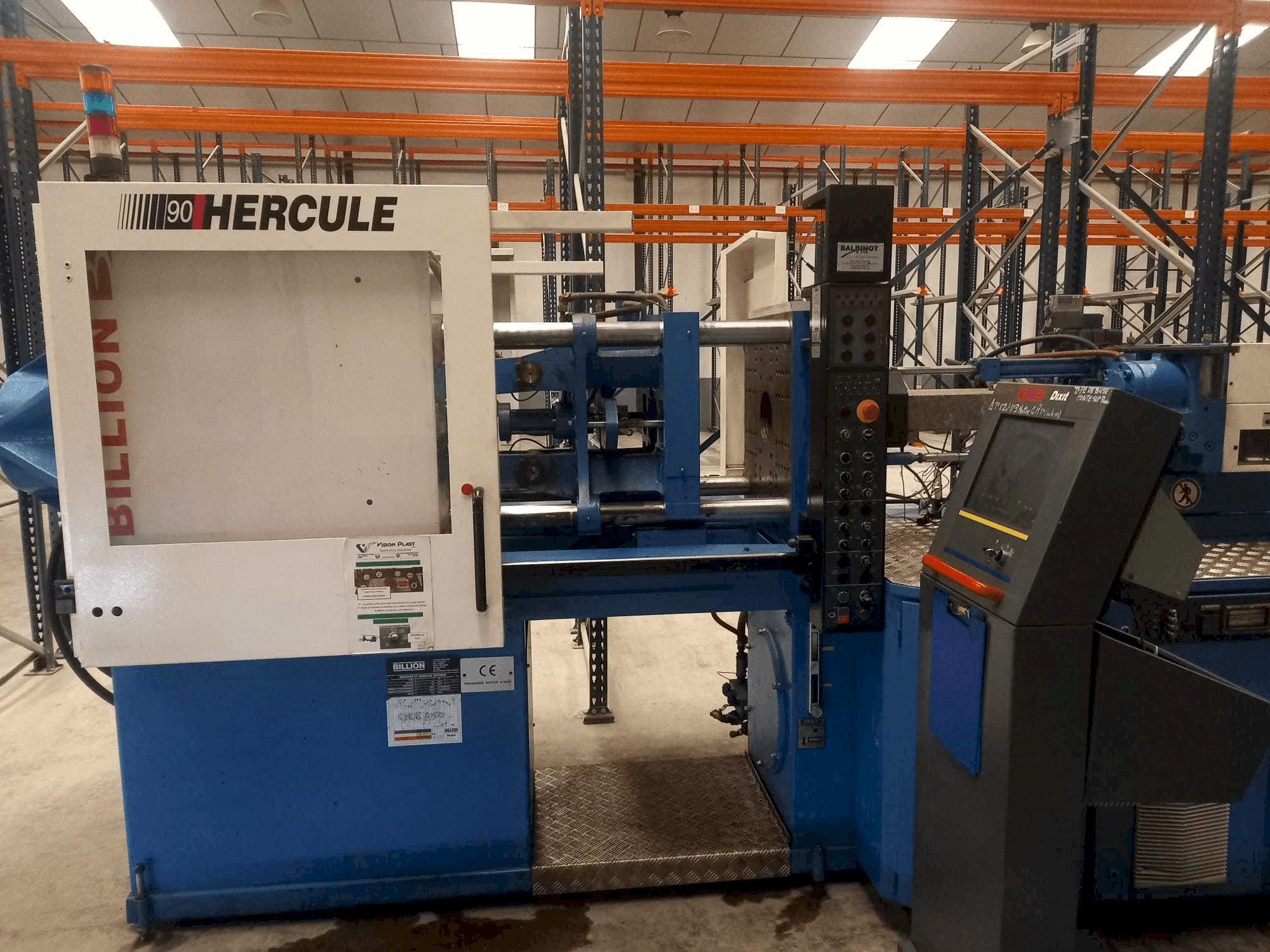 Billion H260/90 TP Mašinos vaizdas iš priekio