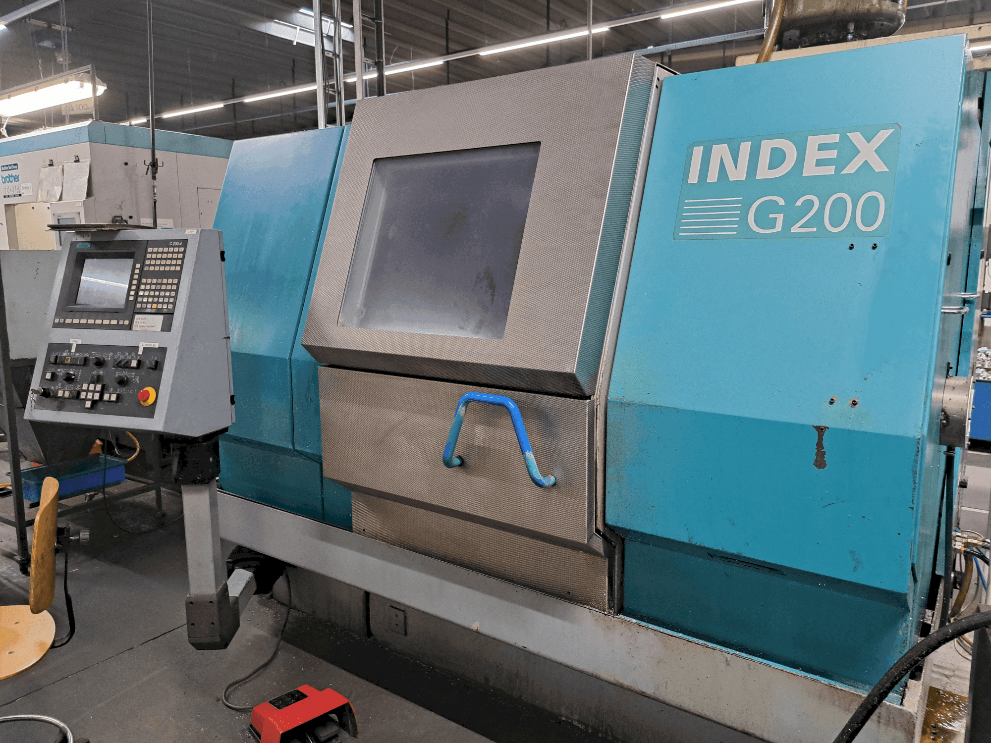 Index G200 Mašinos vaizdas iš priekio