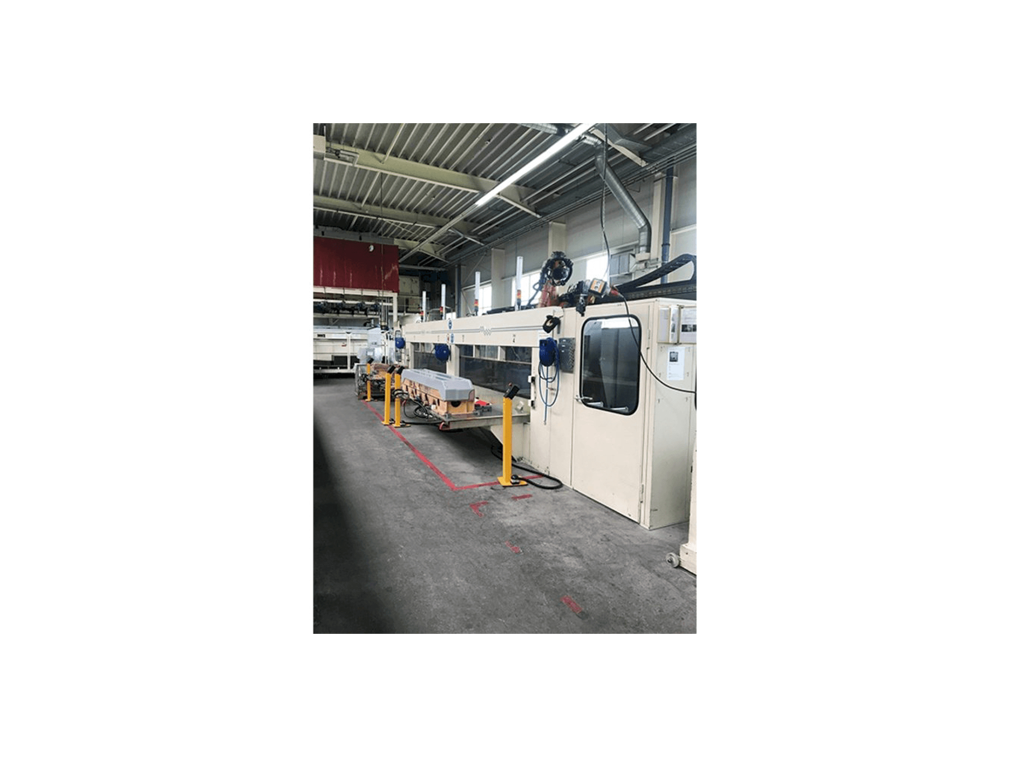 MAKA MROB 60 Jet Mašinos vaizdas iš dešinės pusės