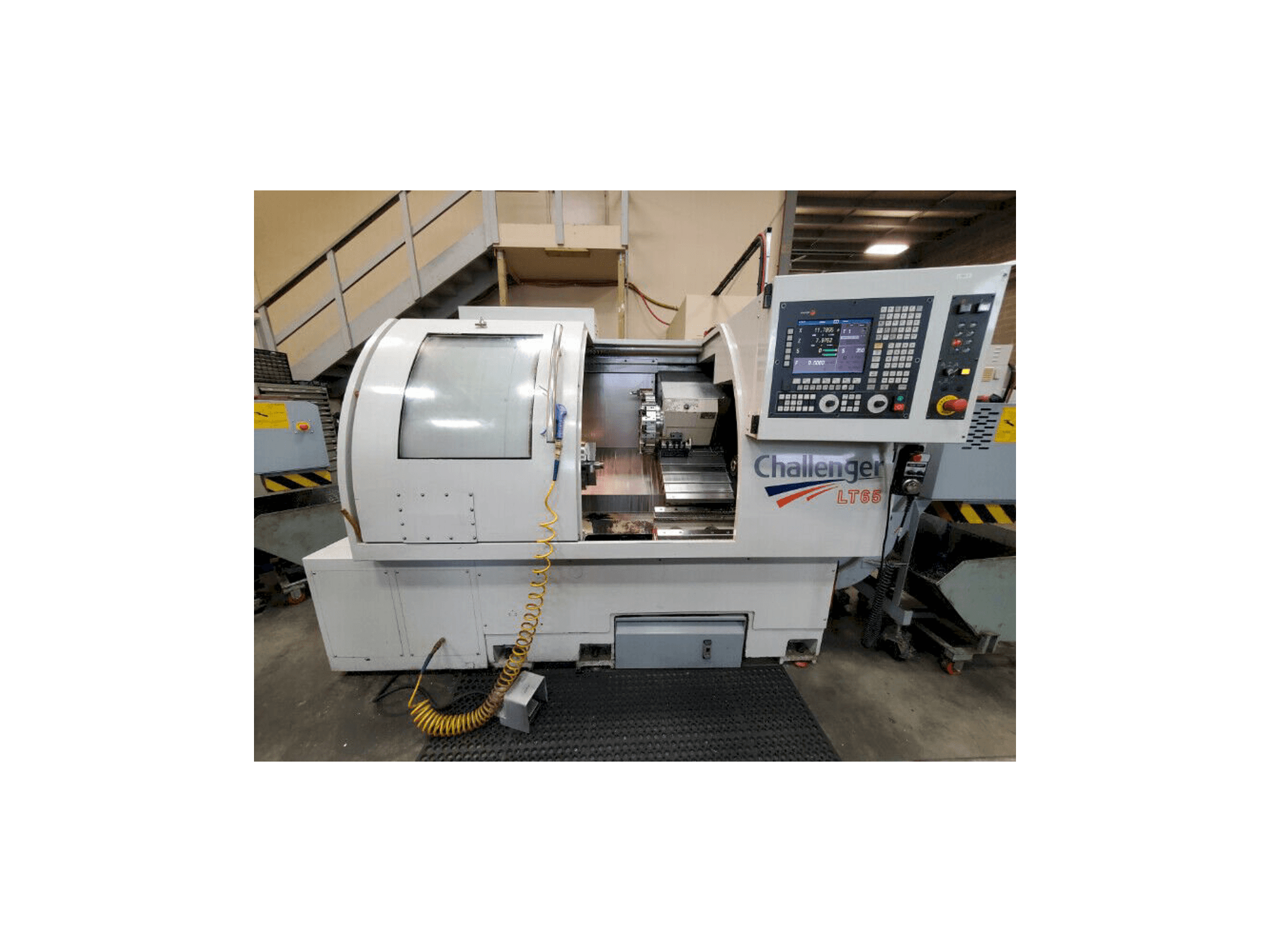 Modern LT-65 Mašinos vaizdas iš priekio