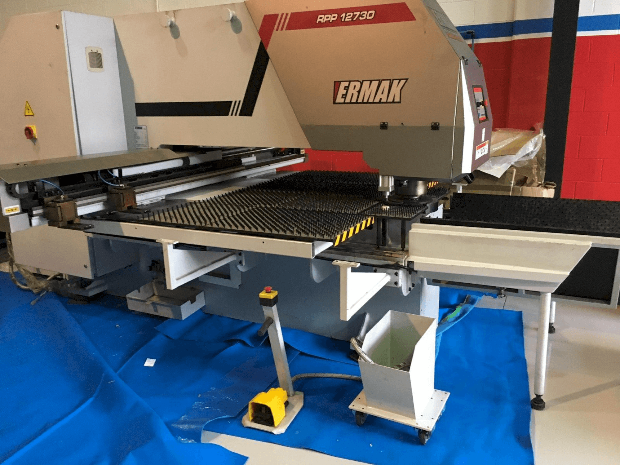 ERMAKSAN RPP 12730 Mašinos vaizdas iš priekio