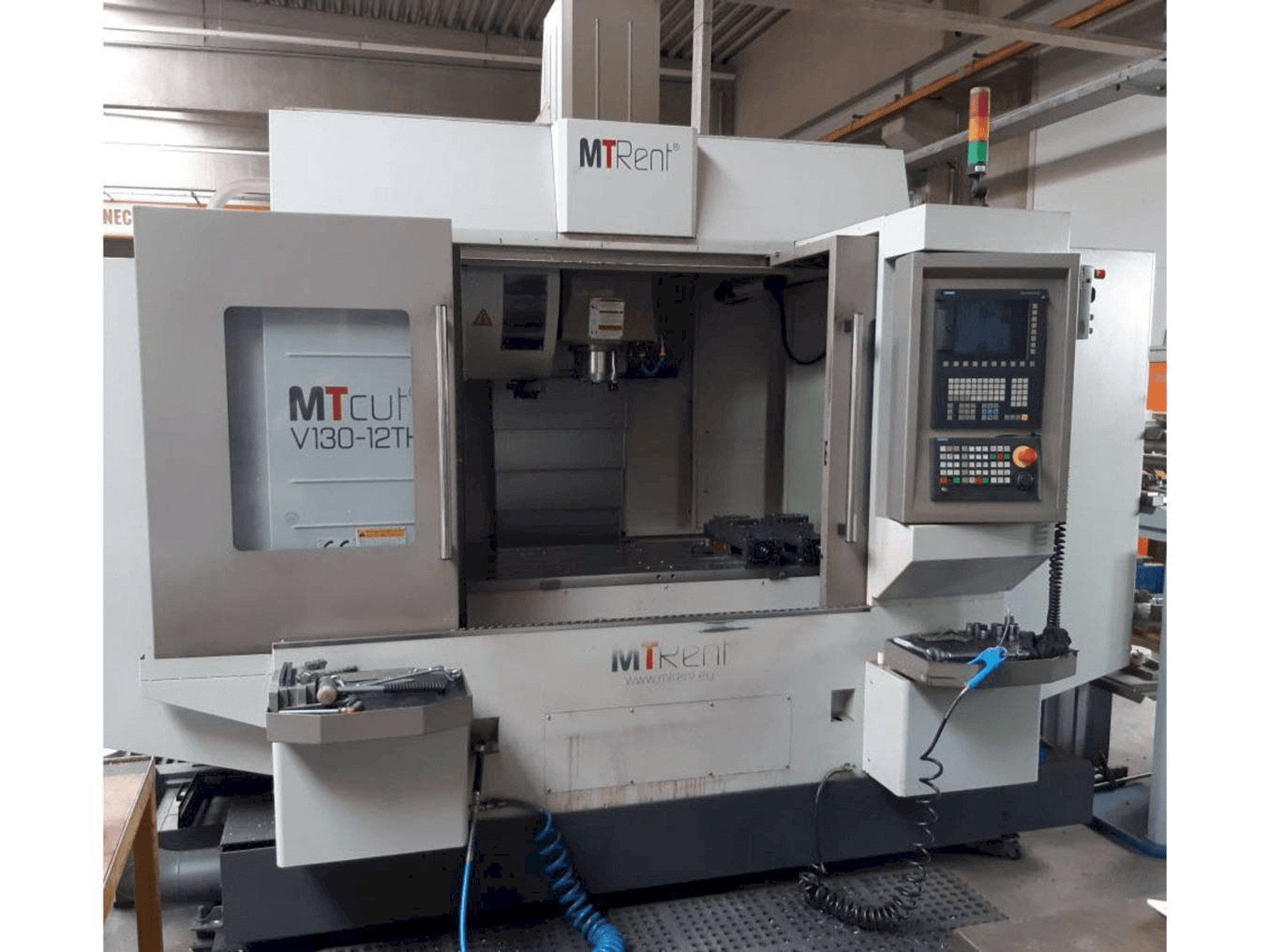 MTcut V130-12TH Mašinos vaizdas iš priekio