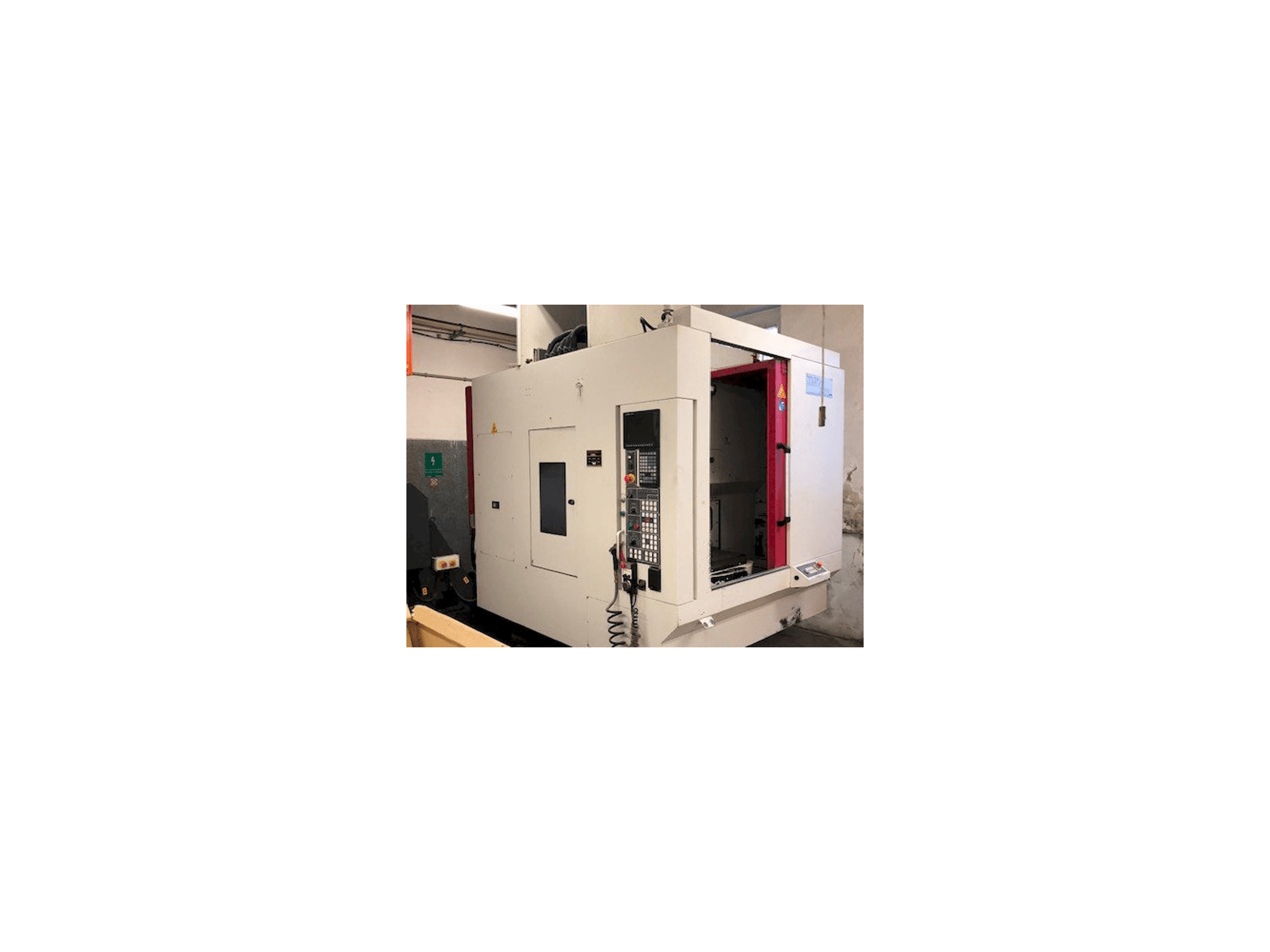 Akira Seiki RMV 700 APC Mašinos vaizdas iš priekio