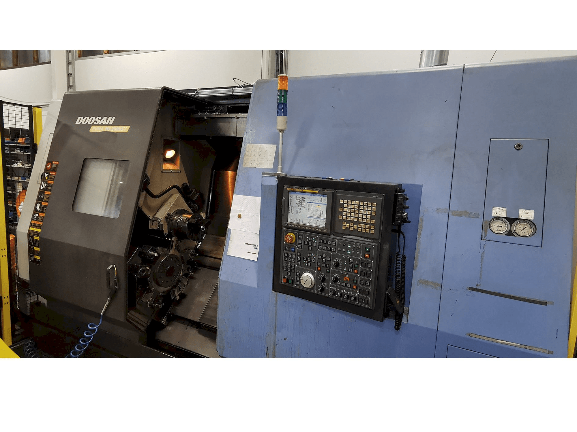 Doosan Puma MX 2000 ST Mašinos vaizdas iš priekio