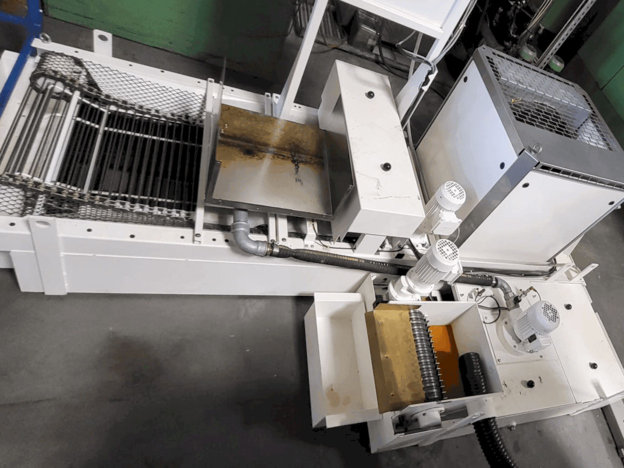 VOUMARD VM 110 CNC T Mašinos vaizdas iš priekio