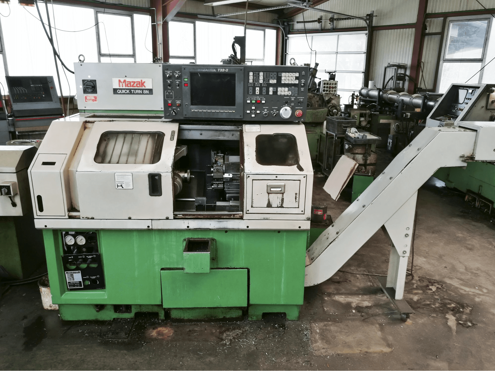 Mazak Quick Turn 8N Mašinos vaizdas iš priekio