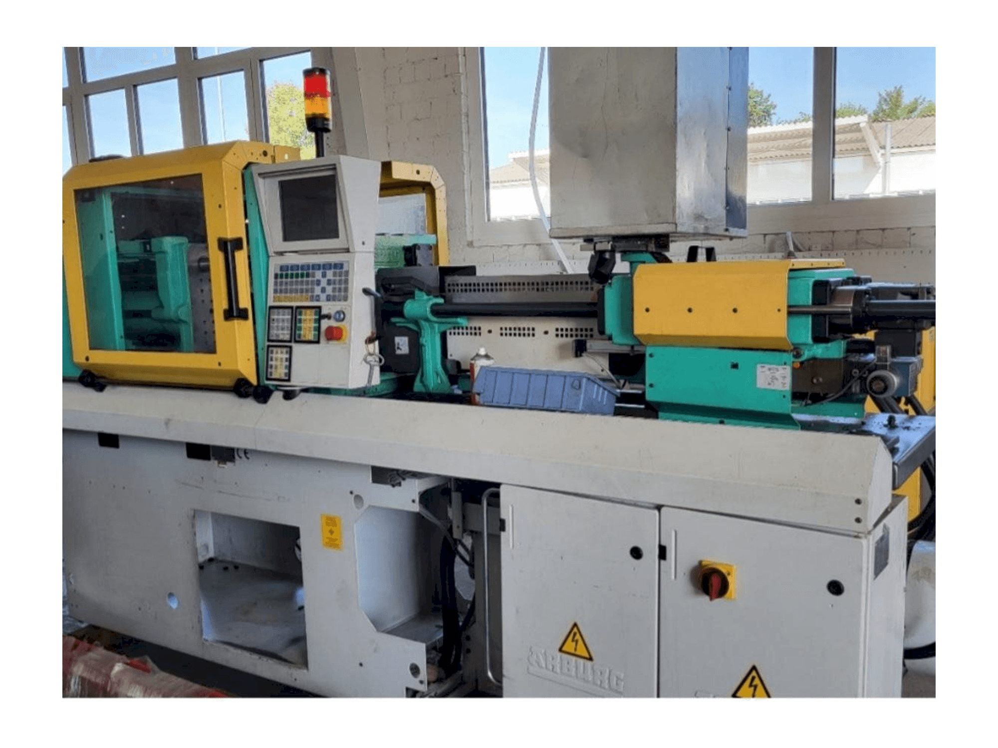 Arburg Allrounder 270S 350-150 Mašinos vaizdas iš priekio