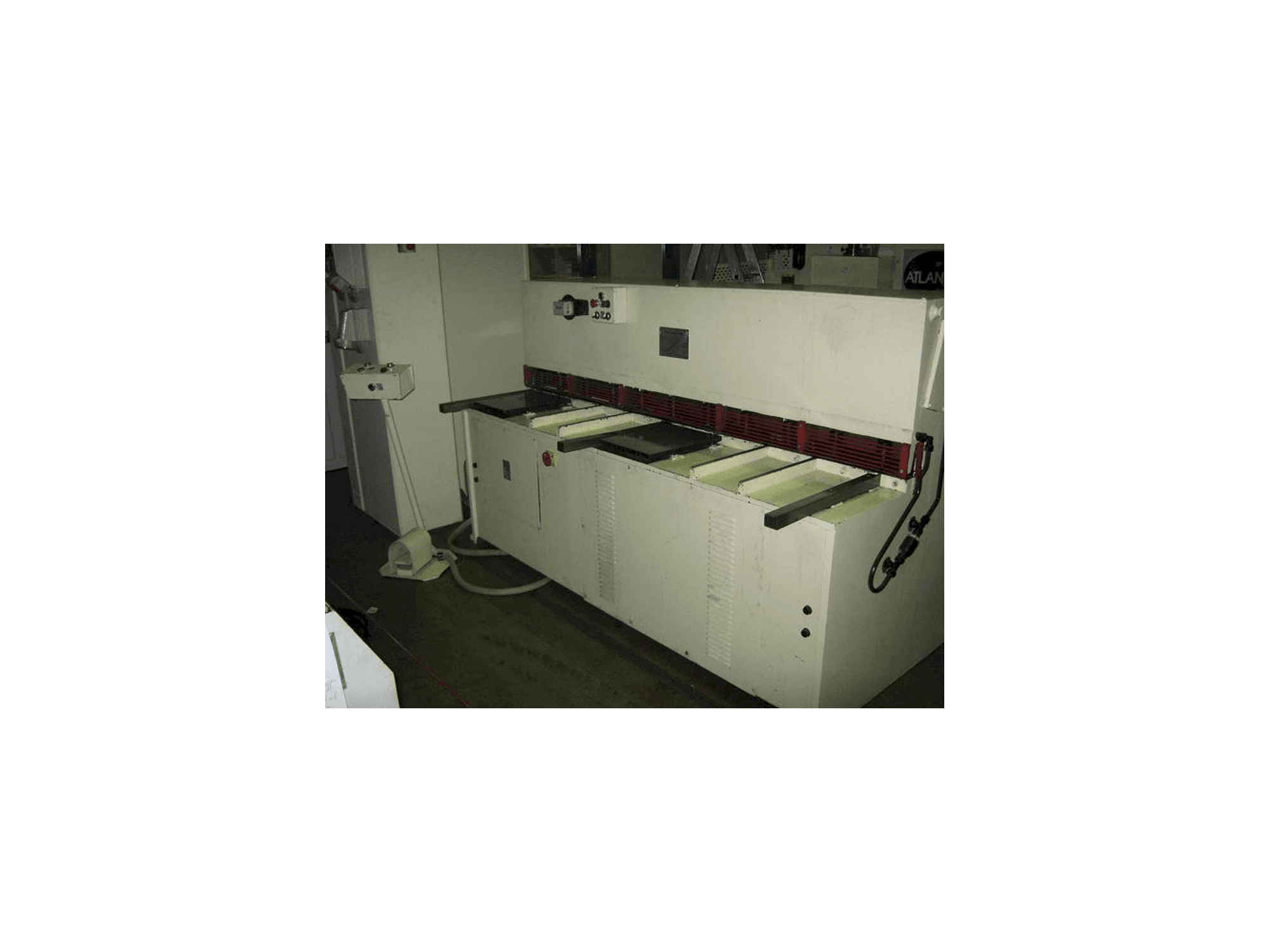 GEFI LVS-2000 Mašinos vaizdas iš priekio