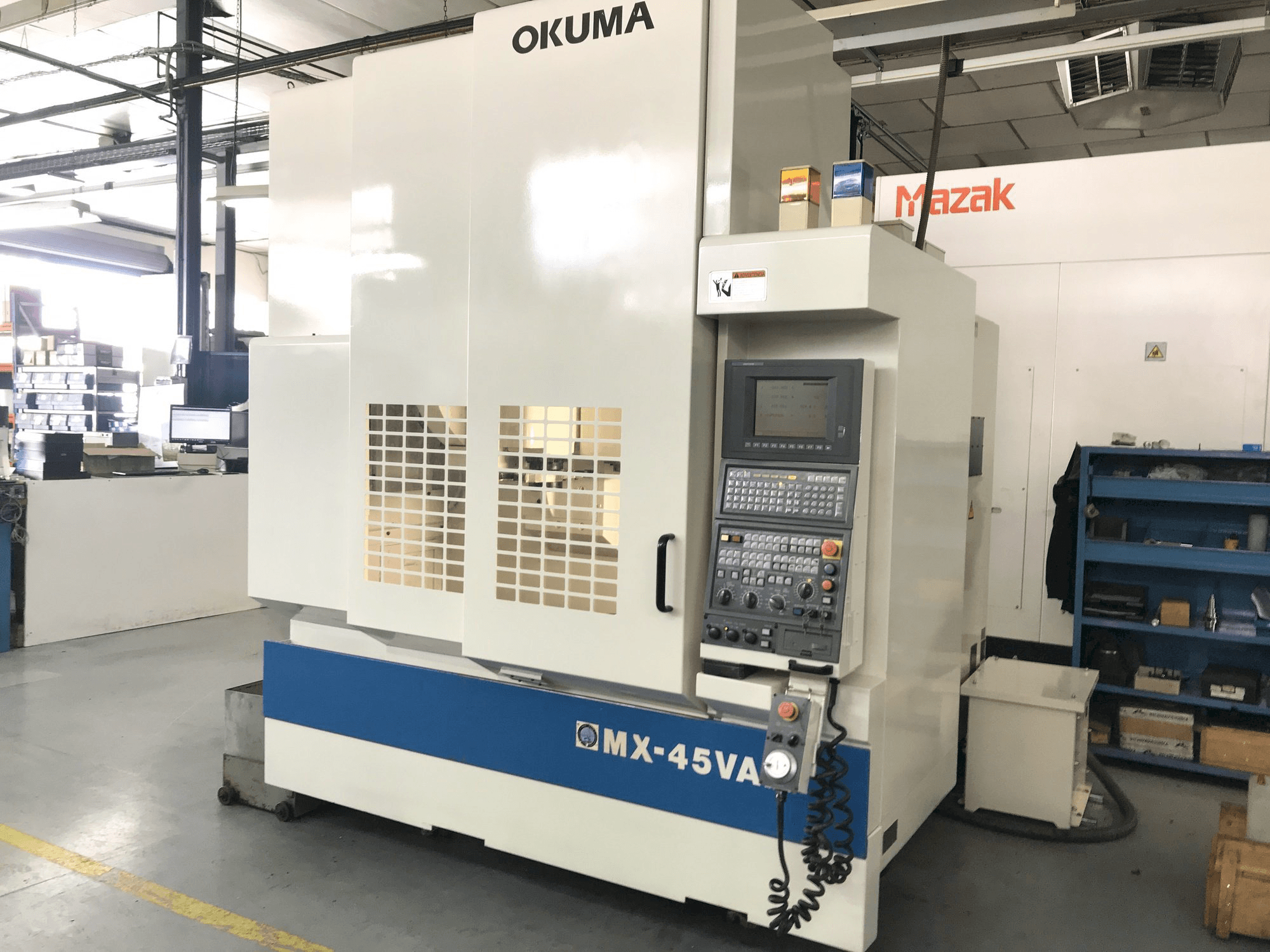 Okuma MX-45 VAE Mašinos vaizdas iš priekio